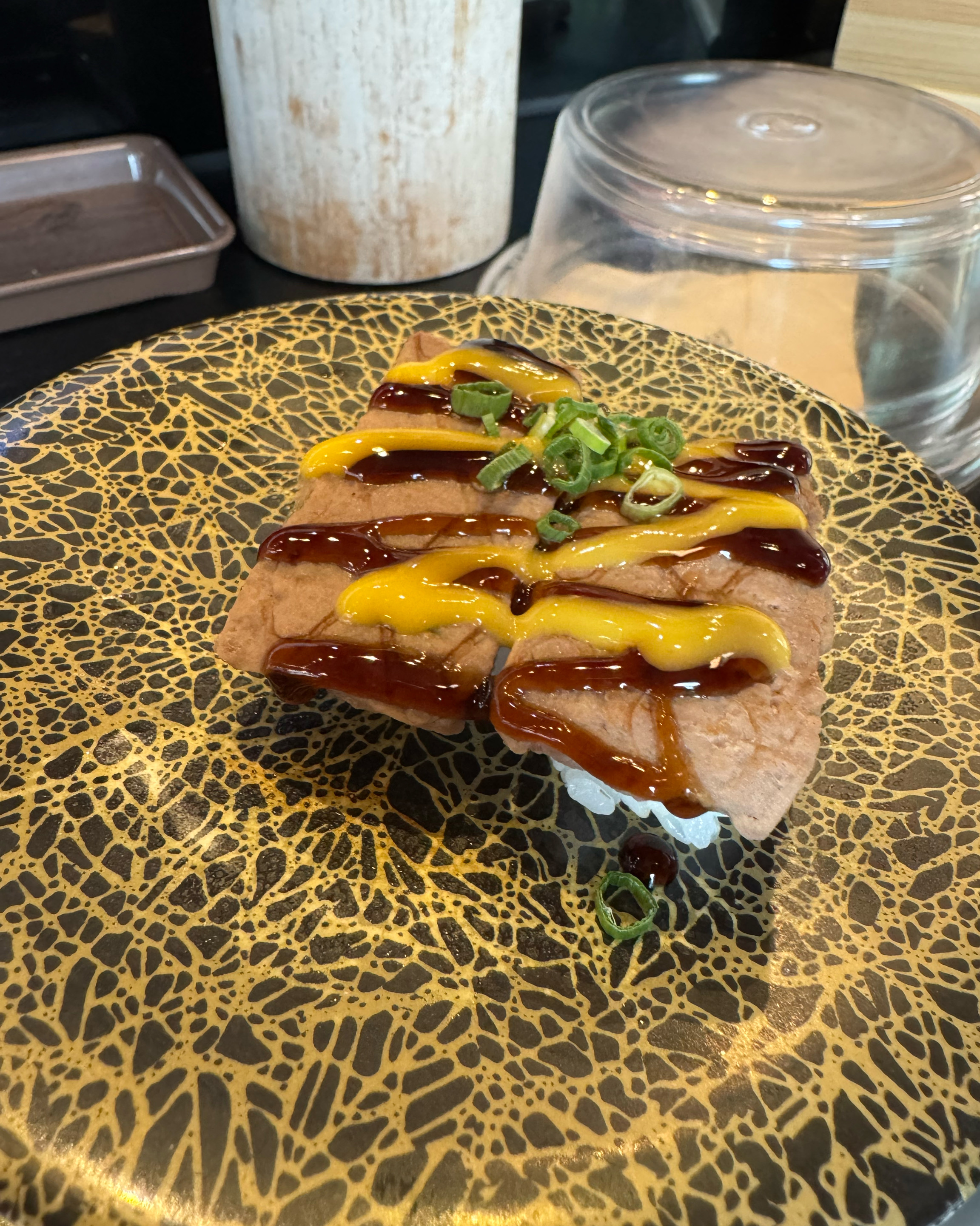 모든 접시가 1,500원이라길래 퀄리티보다는 가성비 생각해서 왔는데 생각보다 맛도 좋고 퀄