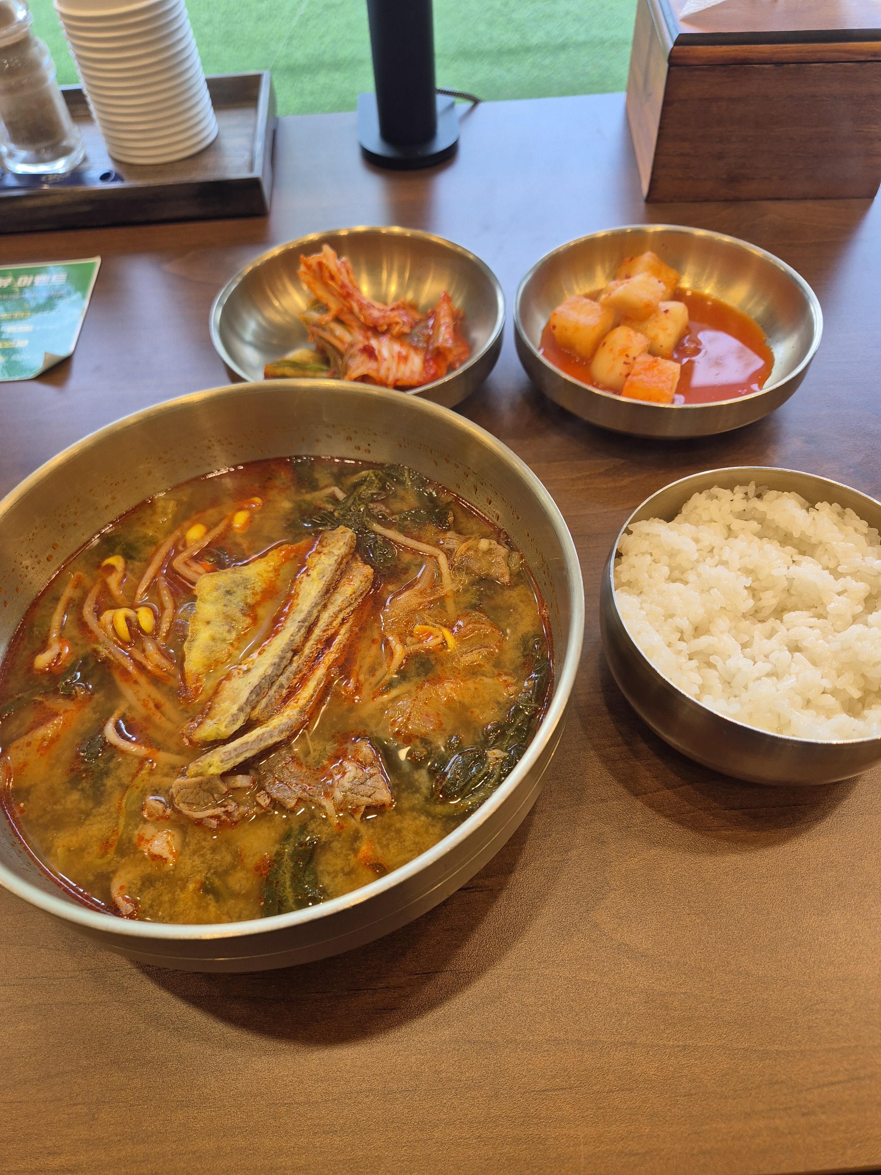 출장으로 혼밥이 걱정이었는데 자주 먹을거 같아요 - 불당동 맛집 육전국밥 천안불당점