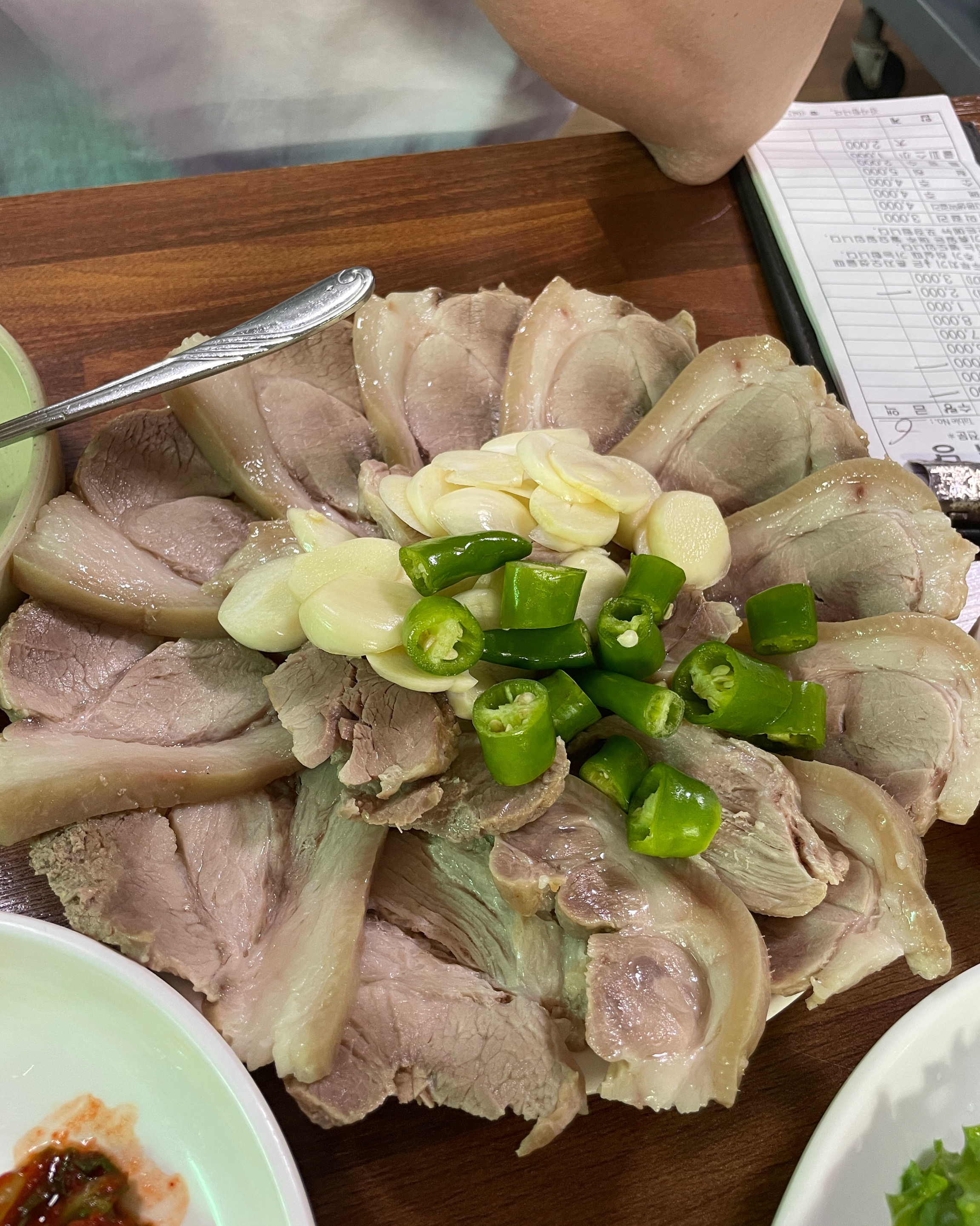 전형적인 관광지 식당 - 대전 맛집 광천식당