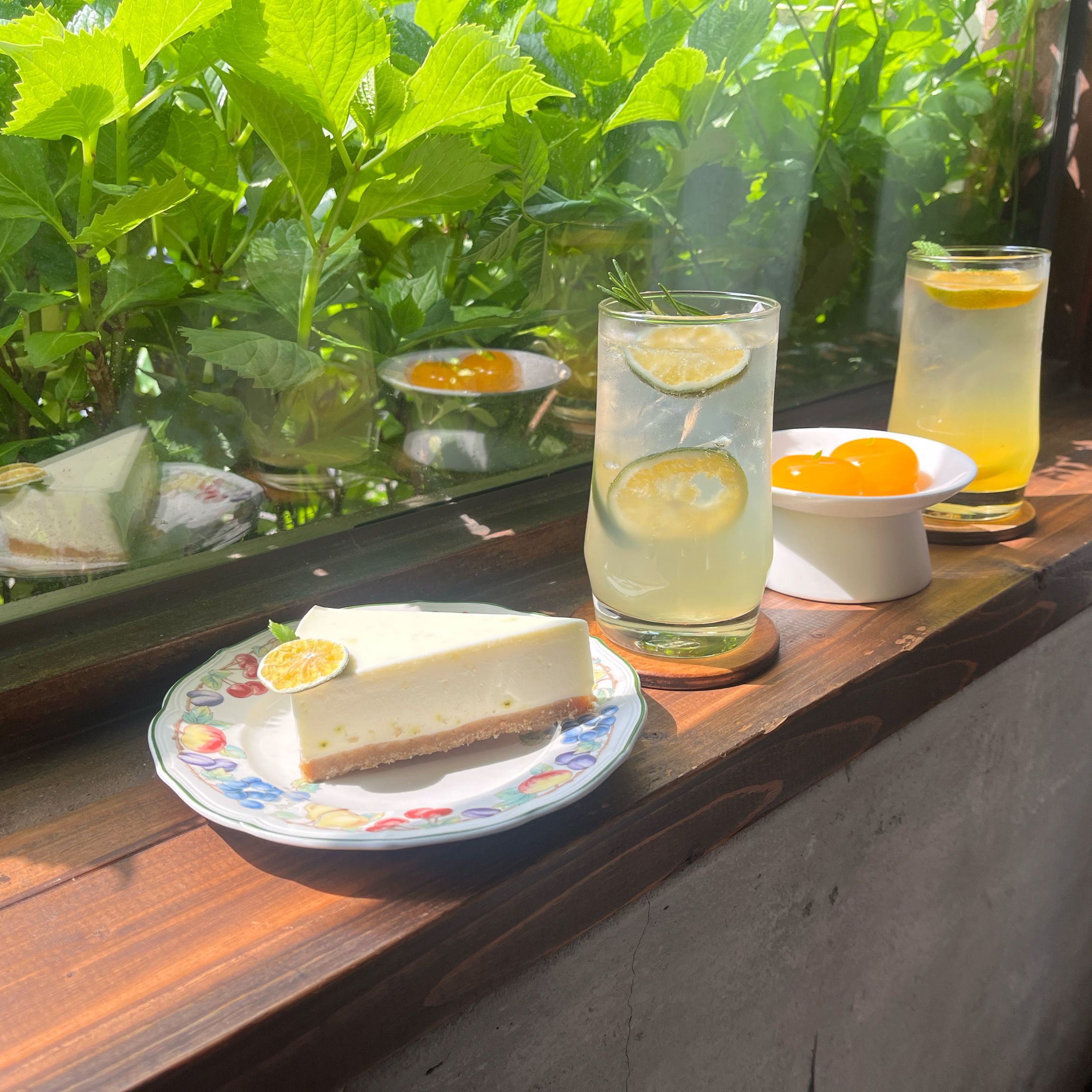 특별한 메뉴가 있고 가게가 너무 예뻐요! - 제주 맛집 카페 귤꽃다락