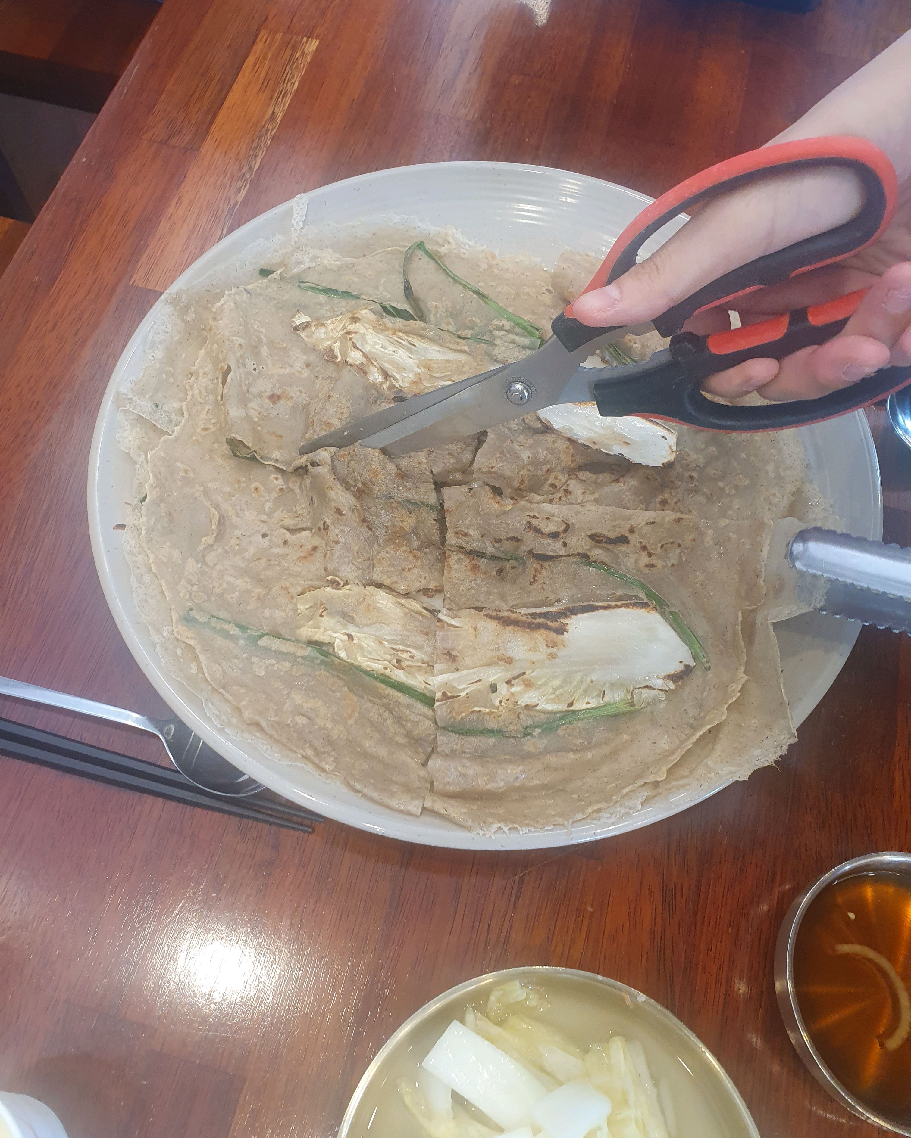 메밀전 너무 맛있습니다 막국수도 맛있어요! - 인천 맛집 서도막국수