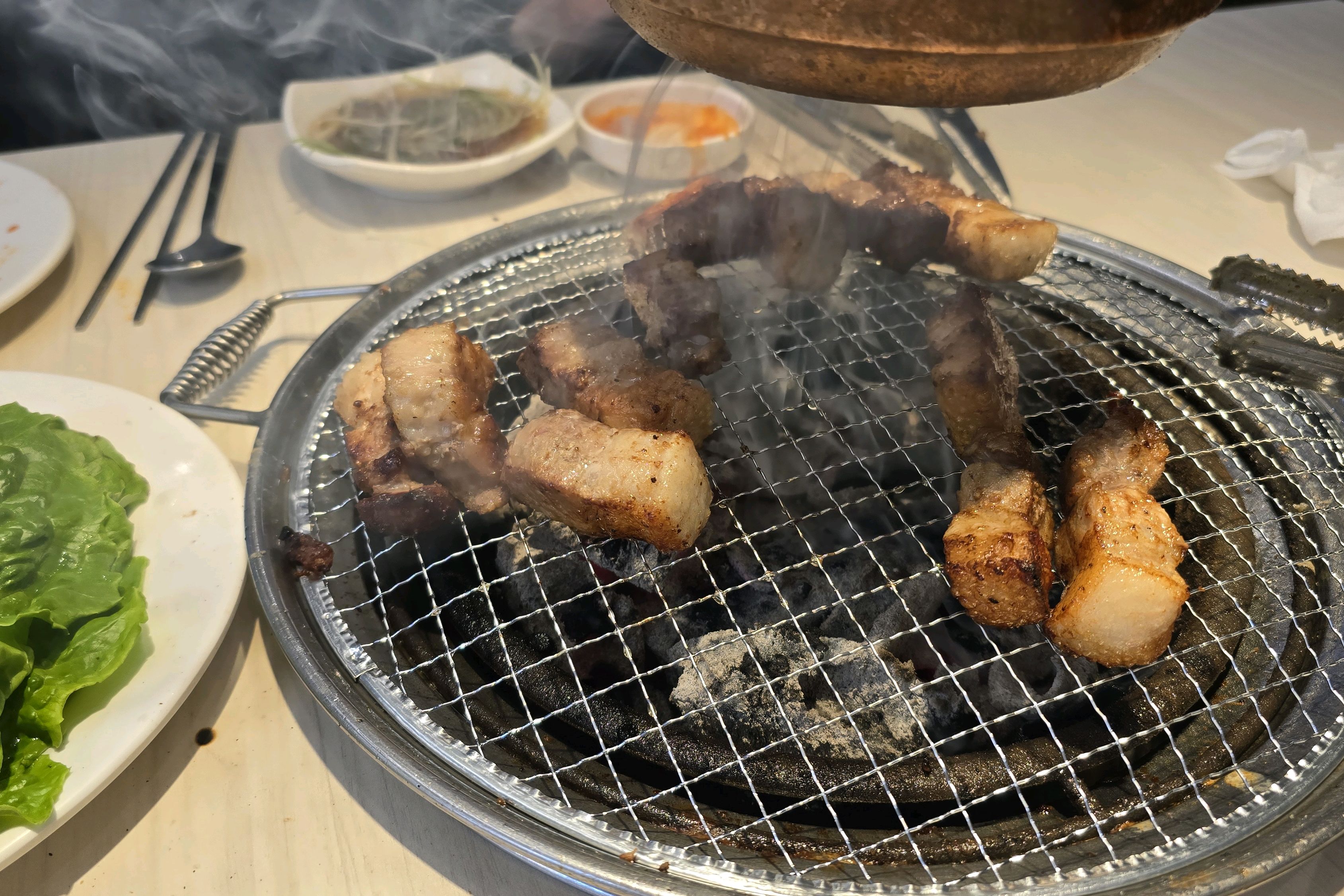 2번째 방문. 매장 쾌적하고 고기 항상 잘 준비되어있음! 😀😀😀😀😀 - 화곡동 맛집 명륜진사갈비 서울까치산점