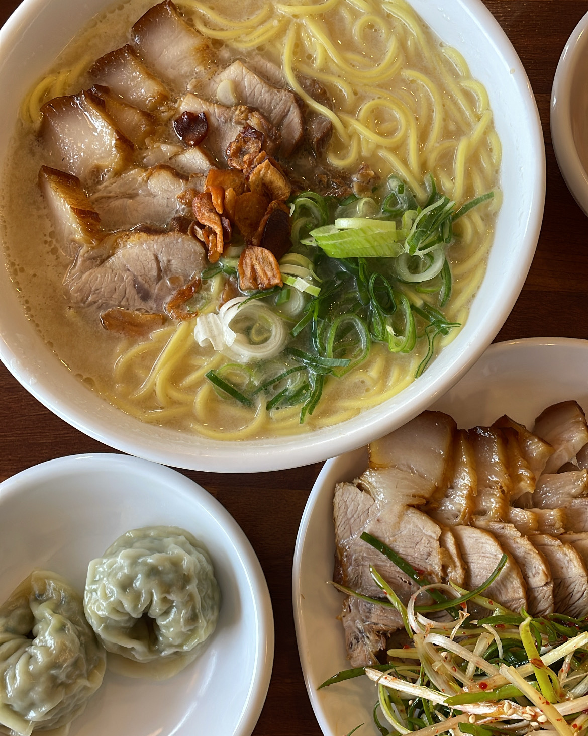 고기가 쫀득하고 깔끔하니 맛있어영 ㅎㅎㅎ - 제주 맛집 언덕집국수