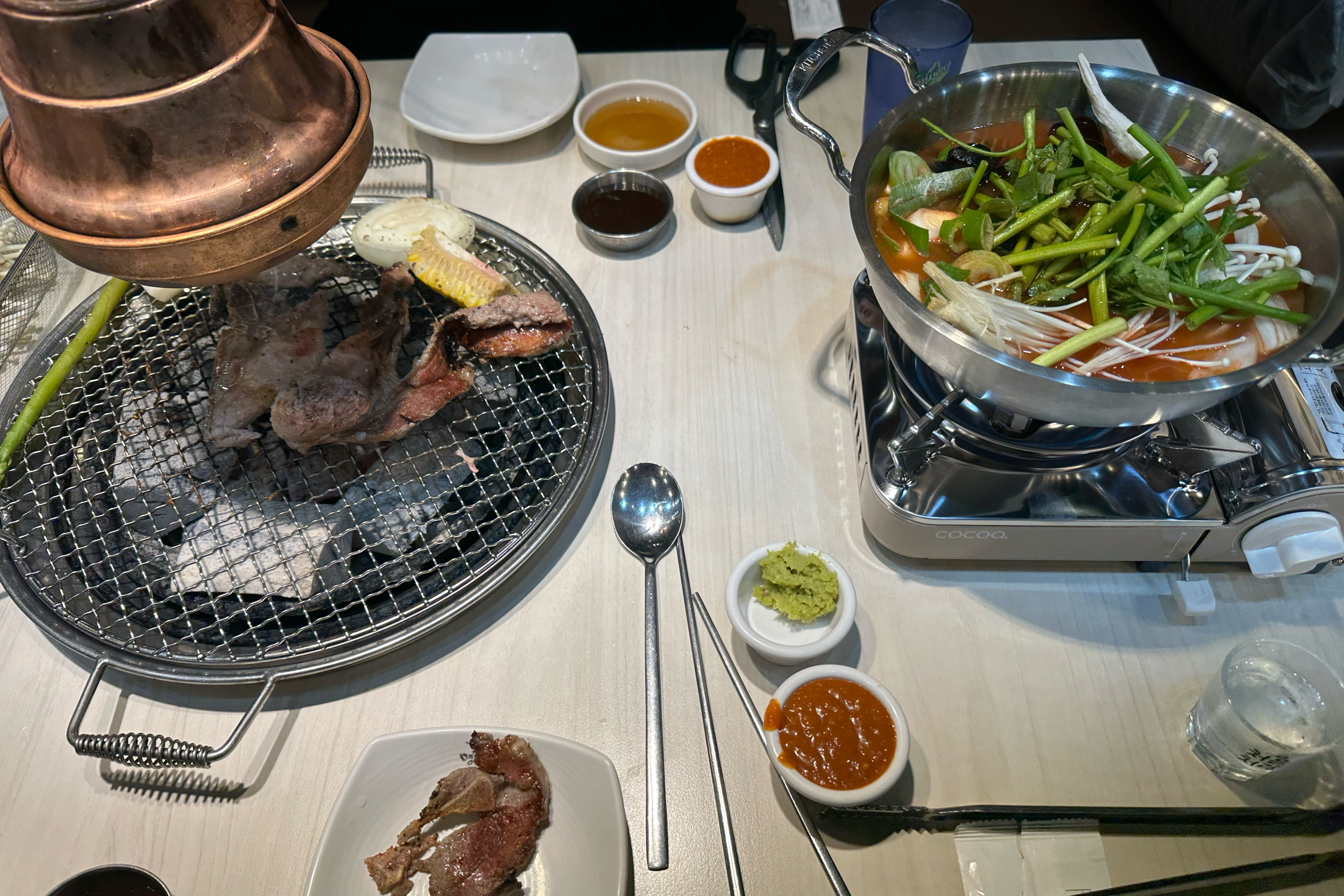 사장님께서 너무 친절하십니다. 샤브샤브 메뉴 출시 전이었는데도 테이스팅을 해 볼 수 있도록