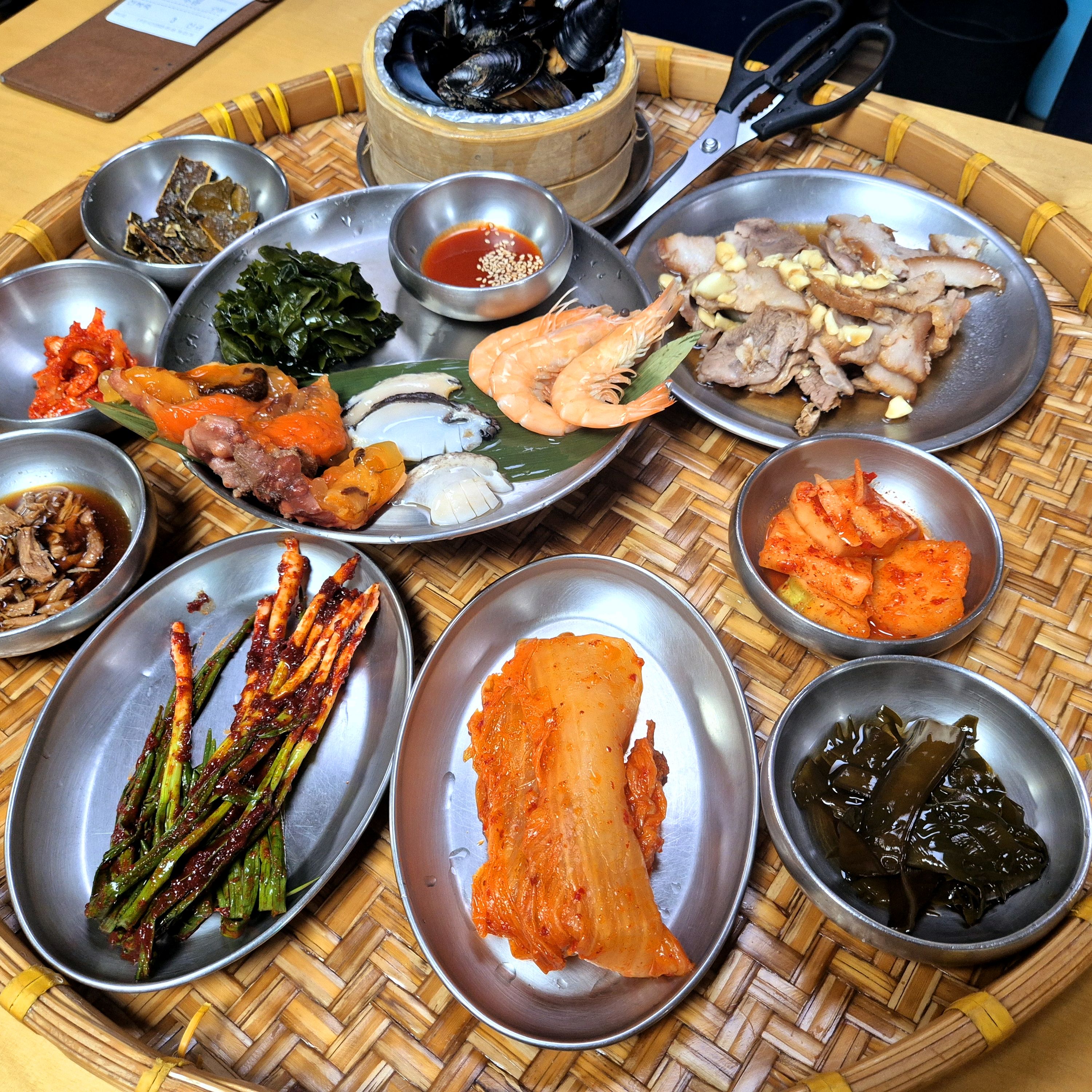 여기 이 집, 두 번 세 번...백 번 갈 집 입니다! - 부산기장 기장끝집 죽성본점