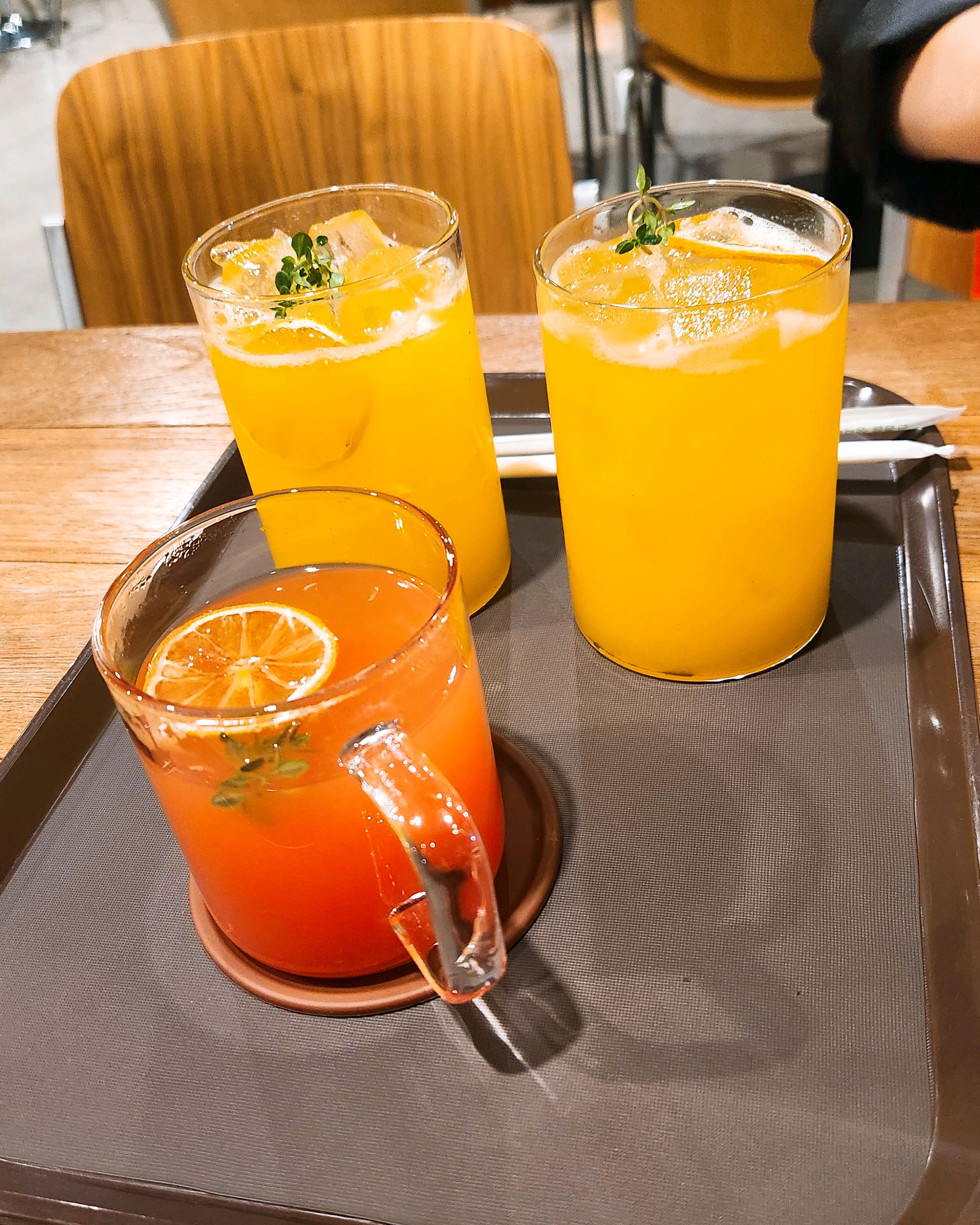 야외 조명 이 너무 이뻐요~ - 대전 맛집 더노은로