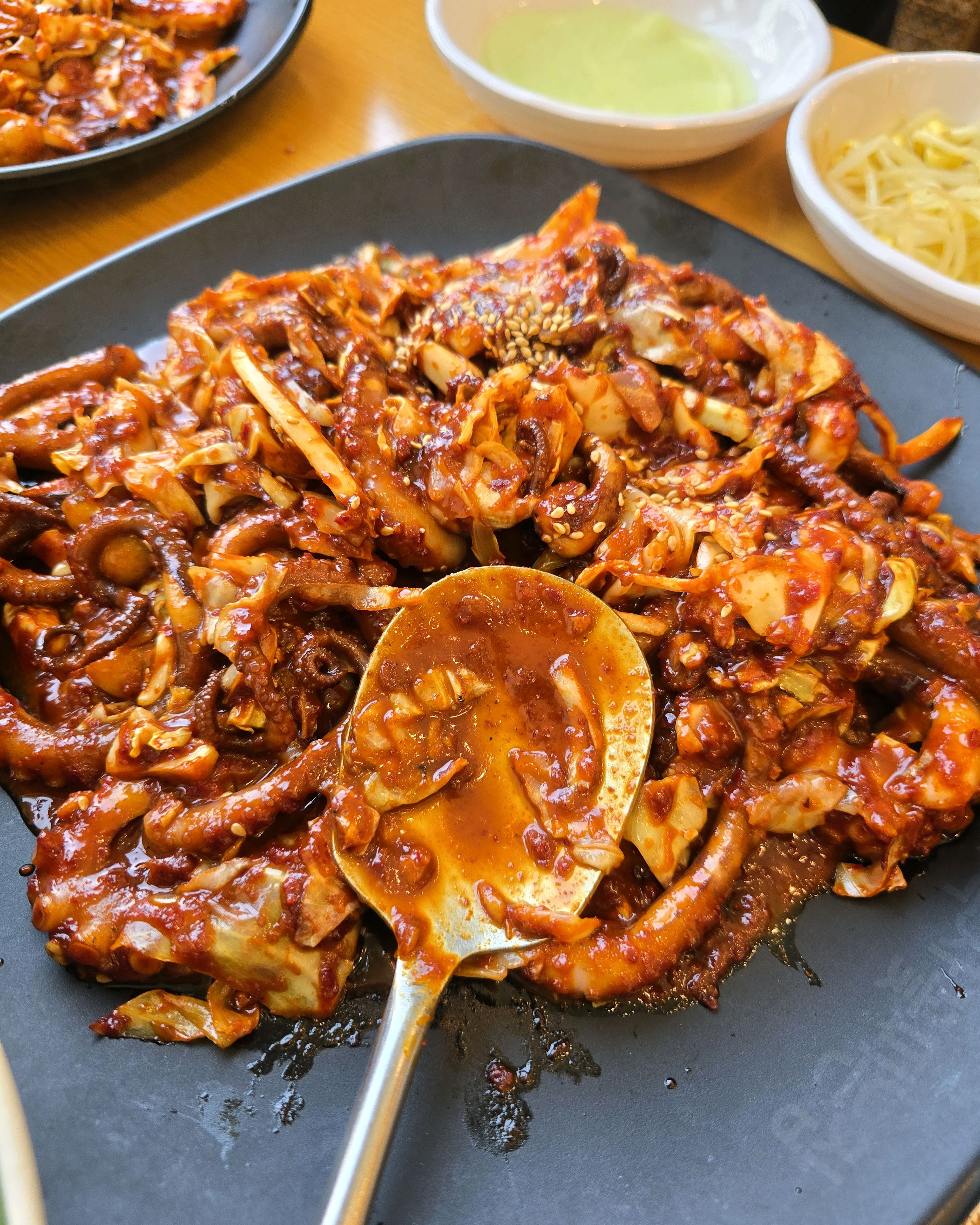 정말 친절하시구 맛이 너무 좋아요...🥹 심지어 인테리어도 예뻐서 점심 먹기에 너무 좋았어
