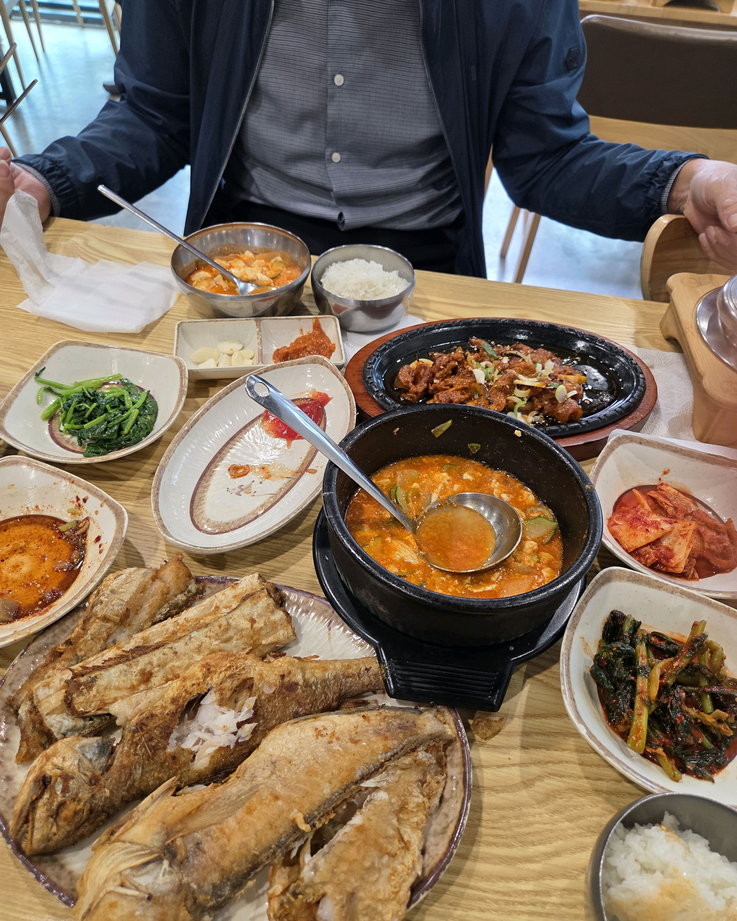 점심시간 끝날 무렵 허겁지겁 도착해서 - 제주 맛집 영춘식당