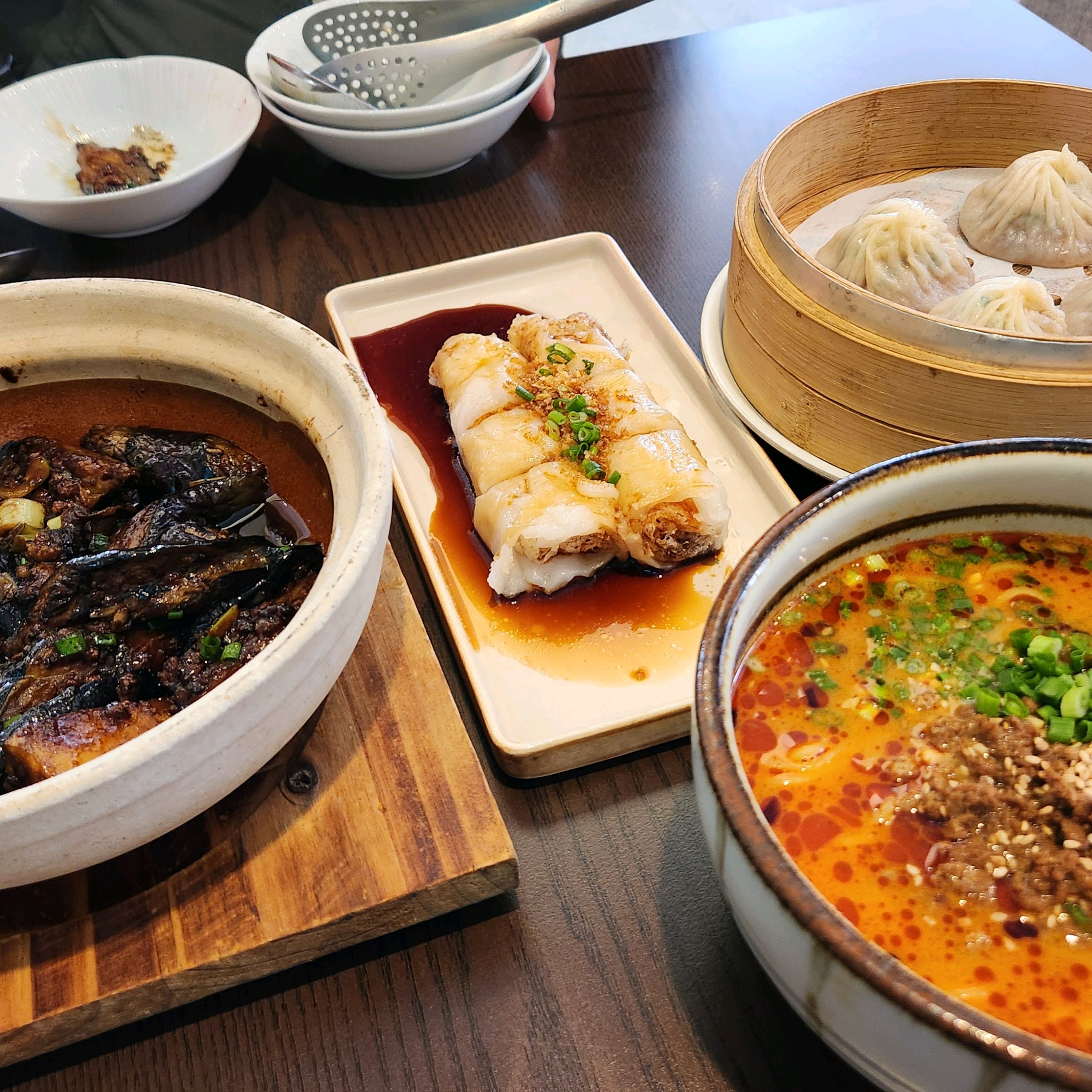 크리스피 새우 창펀 생각나서 조만간 또 방문할듯요! - 압구정 맛집 하카