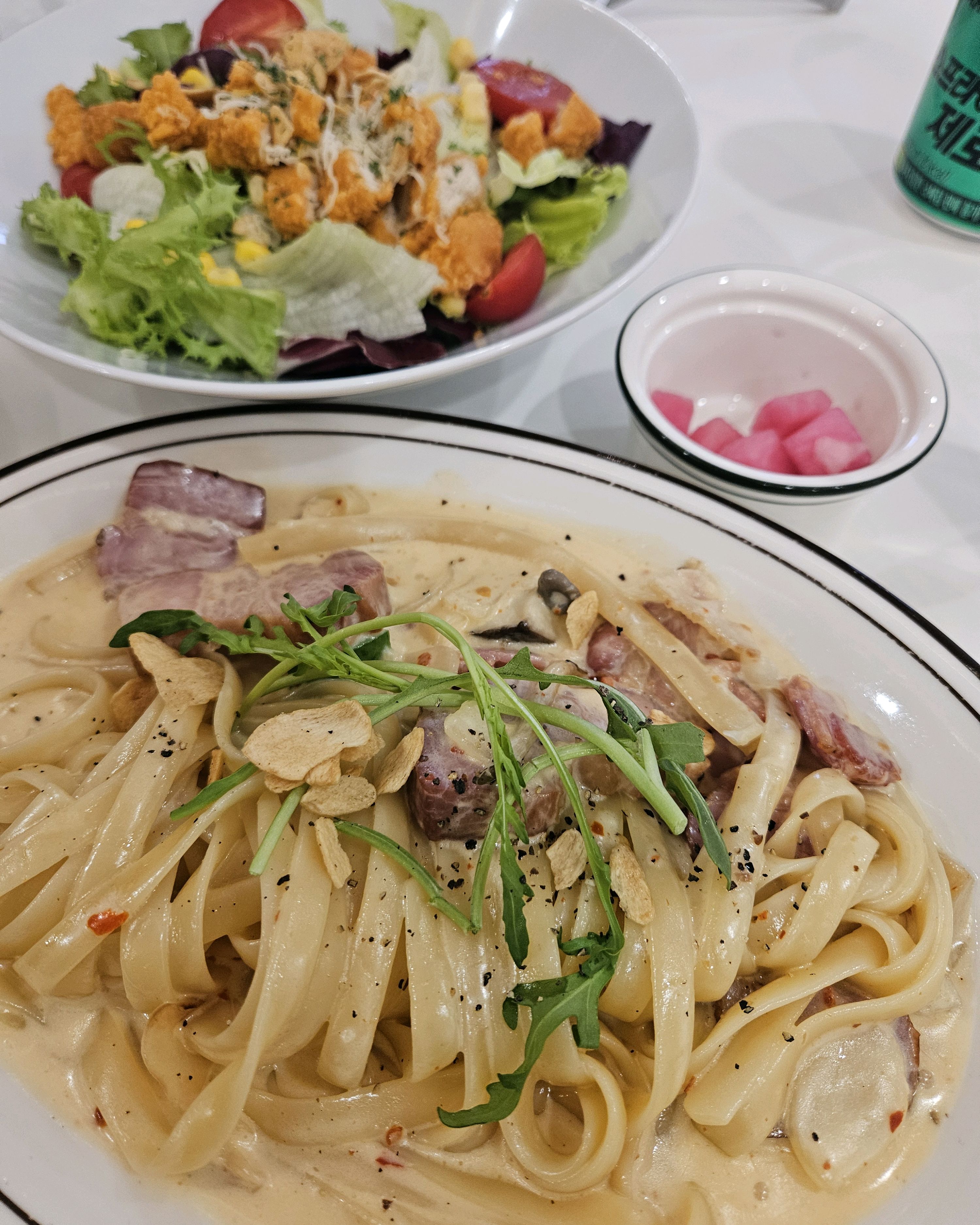 역시 맛있어요! 집앞에 있어서 파스타 땡길때 먹고가는데 가성비 좋고 맛도 좋아요! 잘먹고갑
