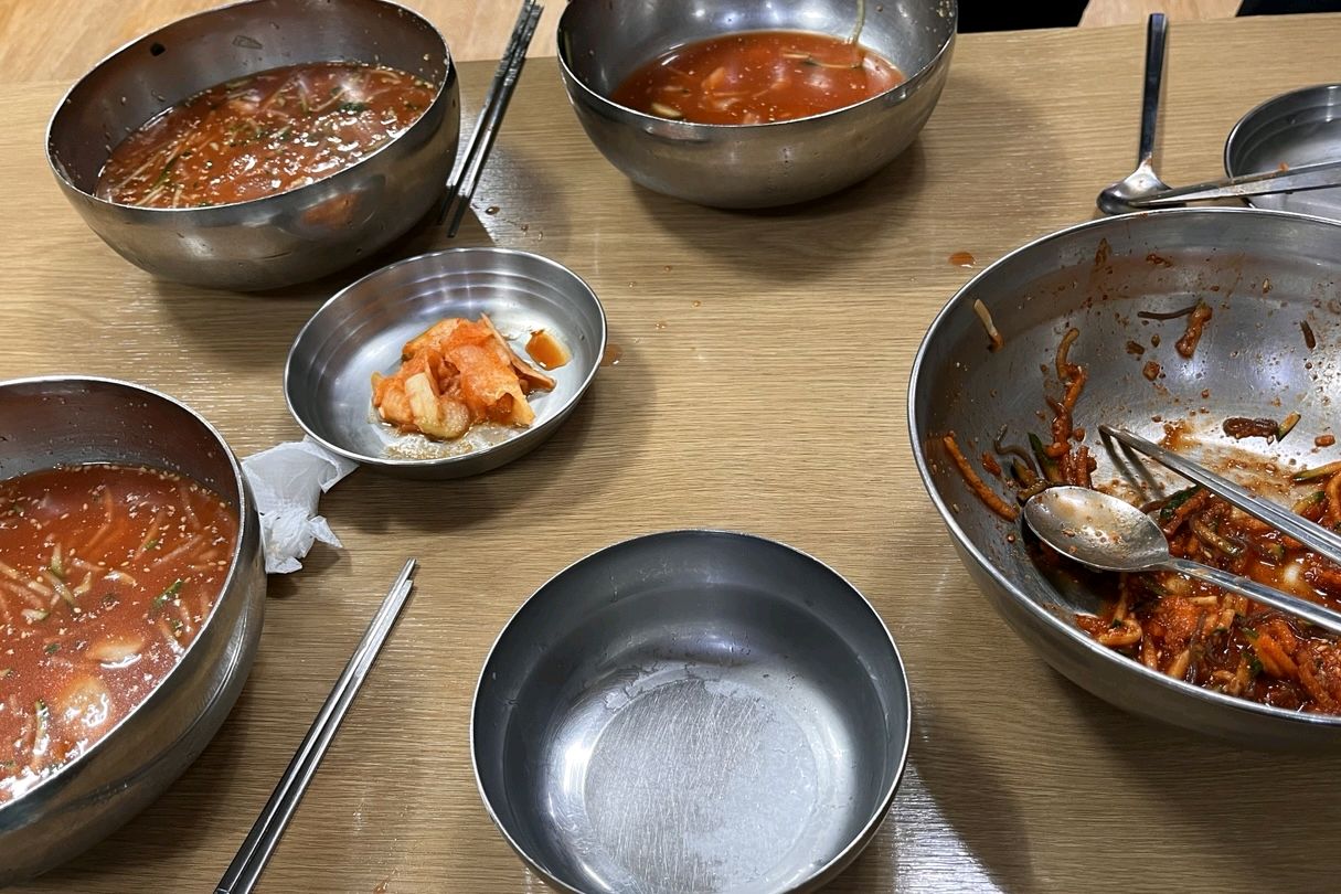 양이 살짝 적어진 느낌~ - 인천 맛집 별미칡냉면원조