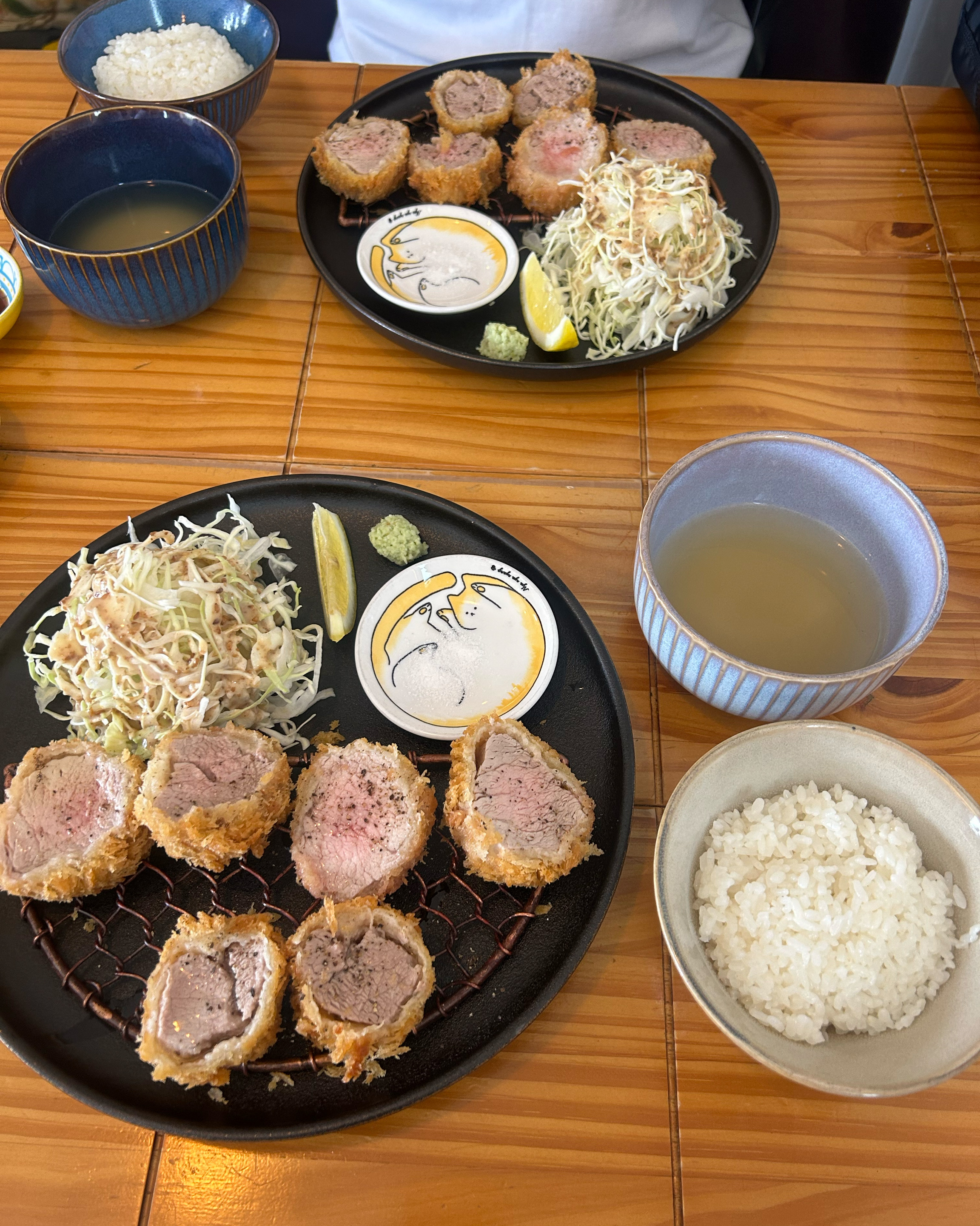 우연히 들어가게 된 집인데 인생에서 먹은 돈가스 중에 탑5 안에 들어요⭐️ - 제주 맛집 봉자네상점