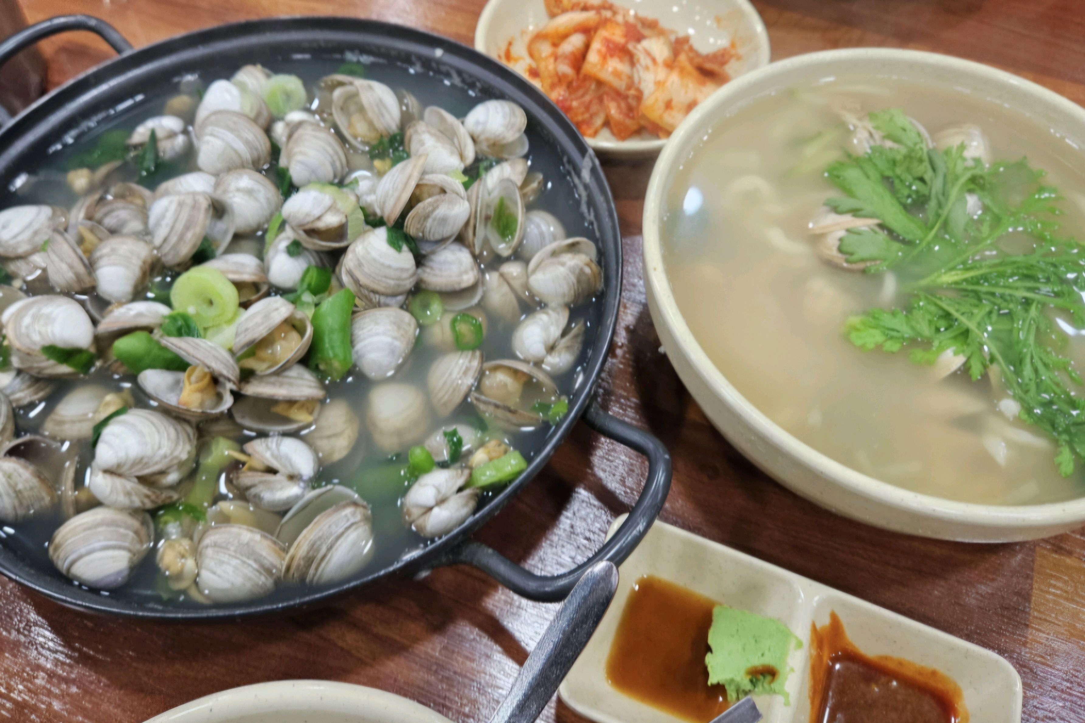항상 맛있게 먹어요 - 대전 맛집 오씨칼국수