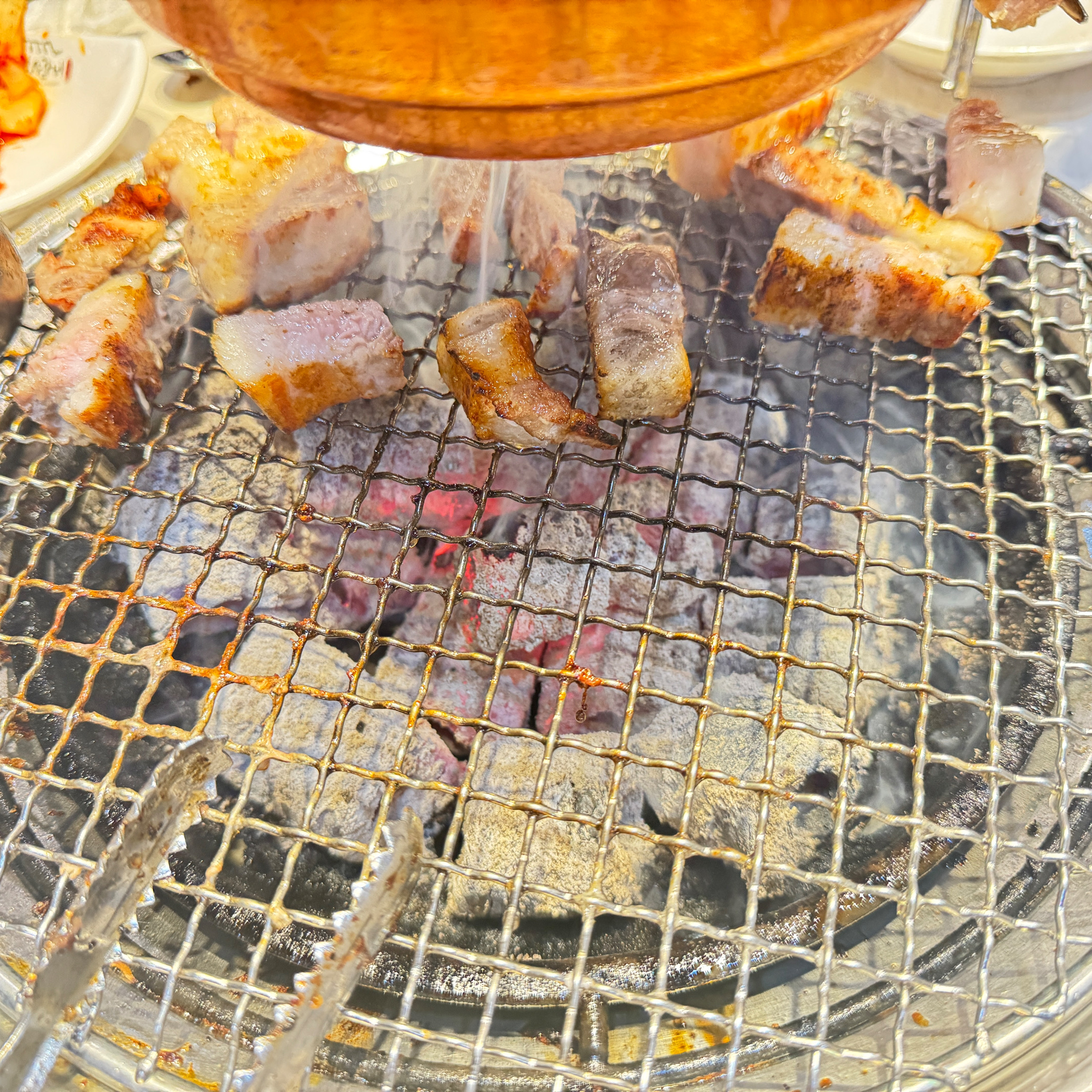 가족끼리 식사하기 너무 좋은 식당이에요~ 고기 배터지게 먹고싶을때 꼭 방문해요🥺 - 김포 장기동 맛집 명륜진사갈비 김포장기점