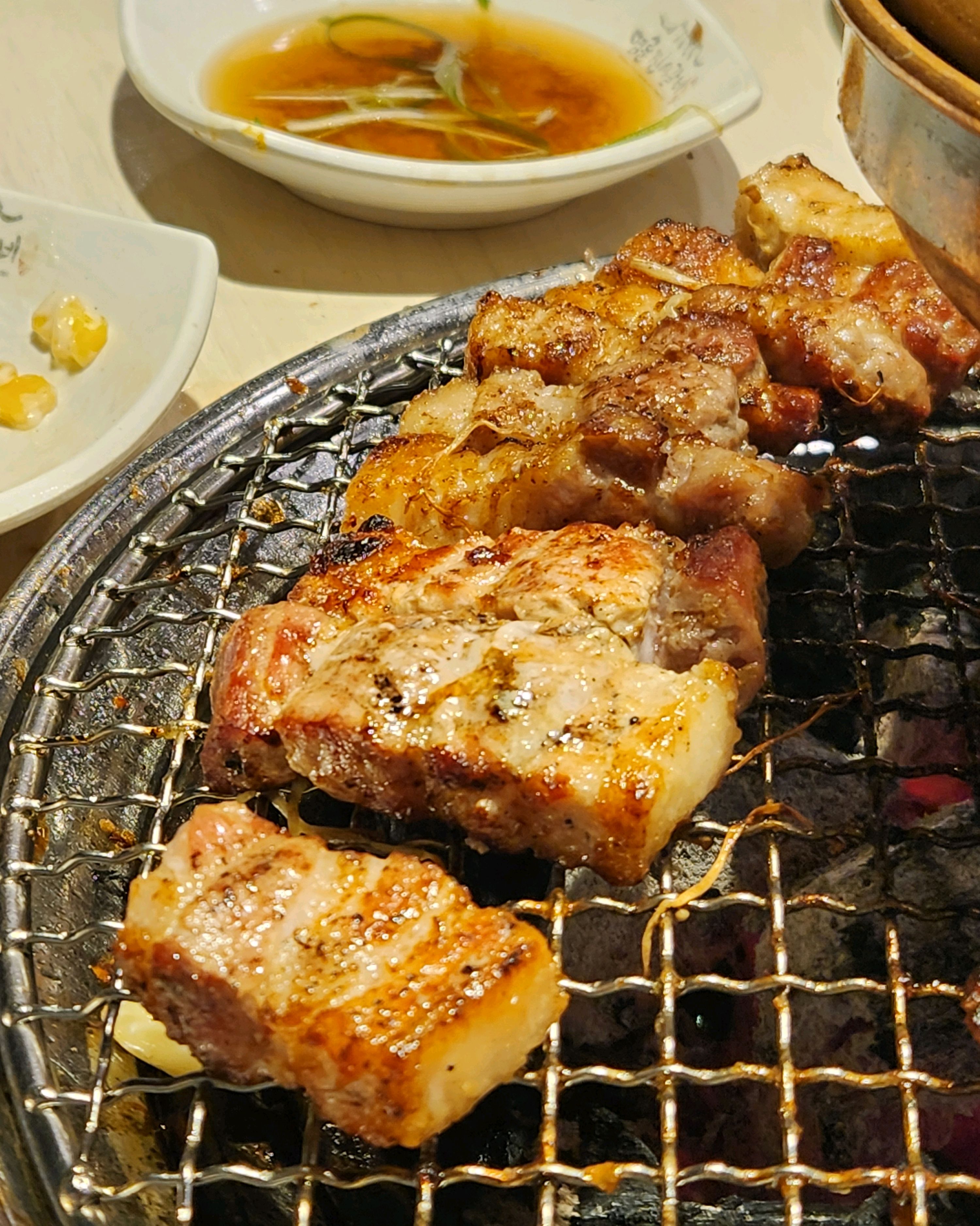 친구들이랑 왔는데 너무 잘 먹고 갑니다. - 동묘 맛집 명륜진사갈비 서울동묘점