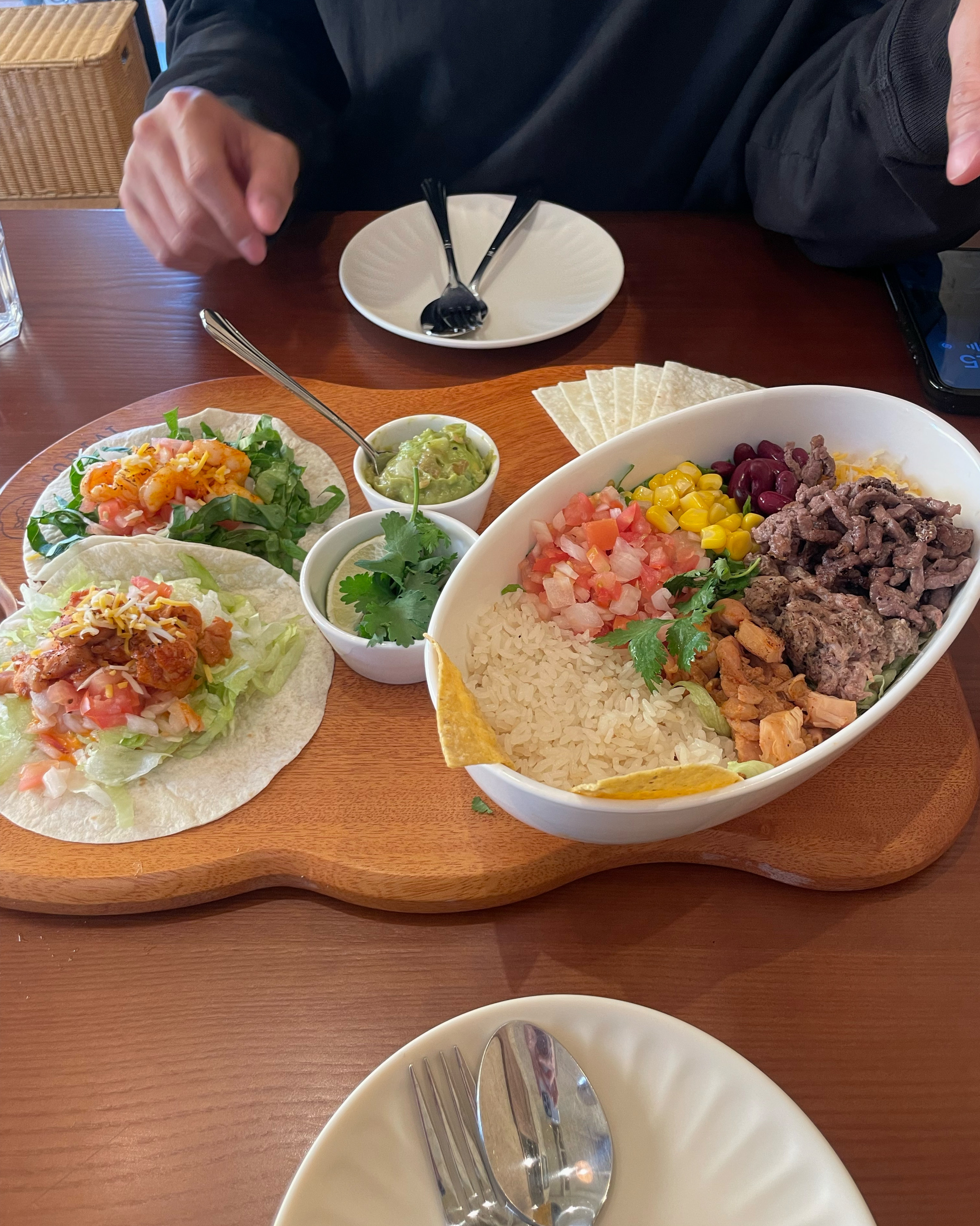 뷰도 좋고 타코 좋아하는데 타코집 생겨서 너무 좋아요 자주 올게요💚 - 동탄 목동 맛집 갓잇 동탄목동점