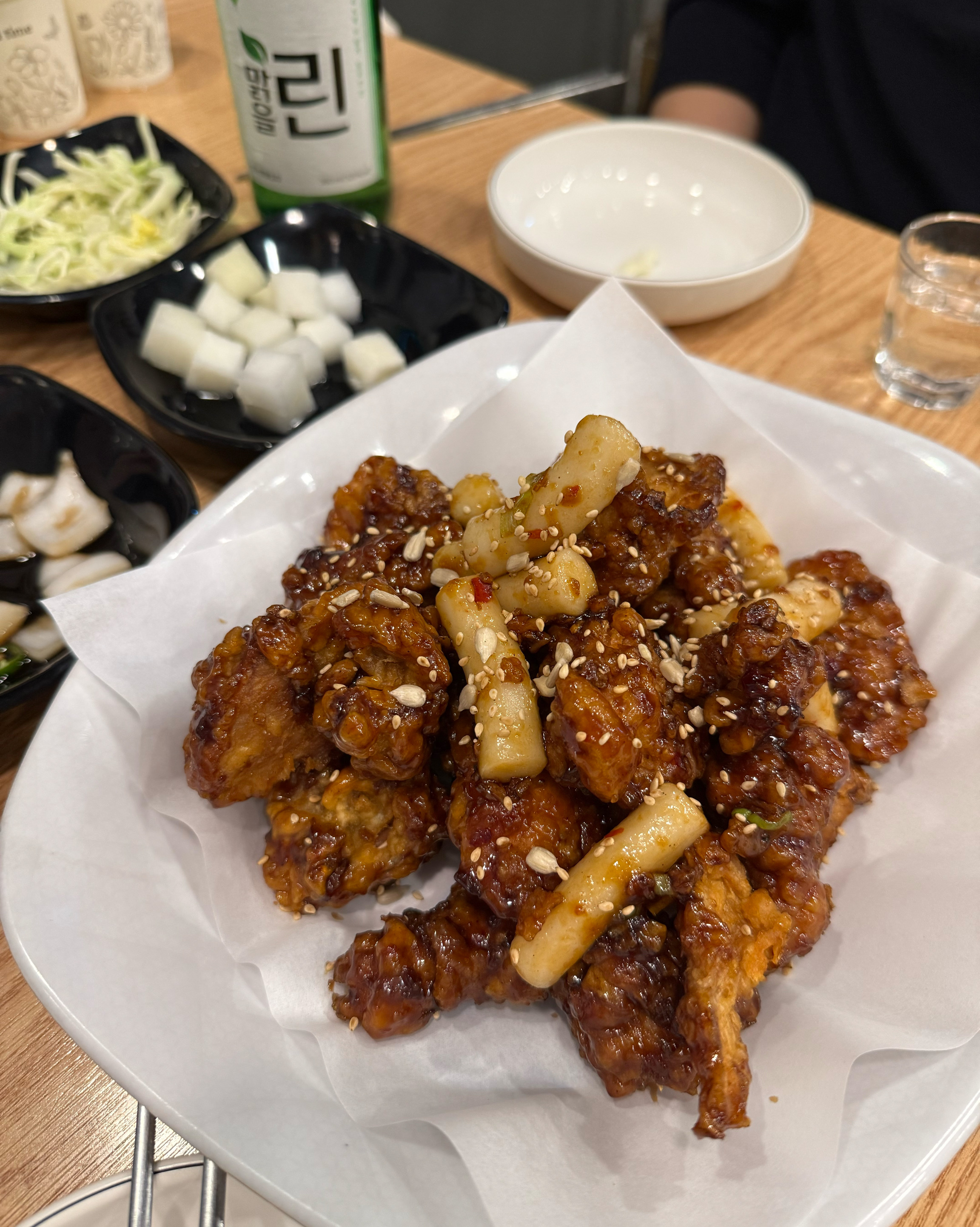 쫄간장치킨 짭짤하이 맛나네예 잘 먹고갑니다 👍🏻 - 대전 맛집 스모프치킨 대전본점