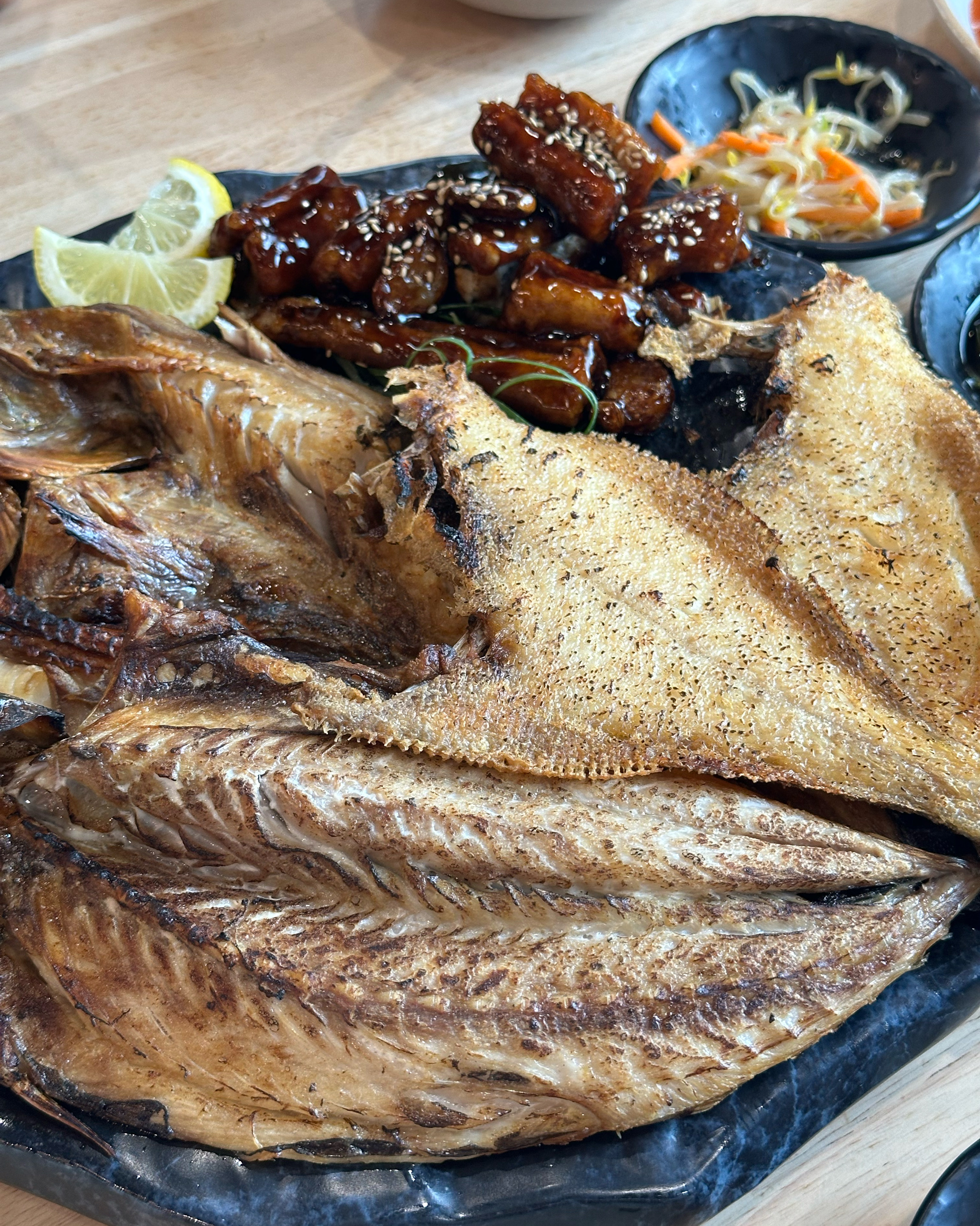 어버이날 기념 부모님과 식사하러 왔어요 - 인천 맛집 을왕리 꾸덕집 송도직영점