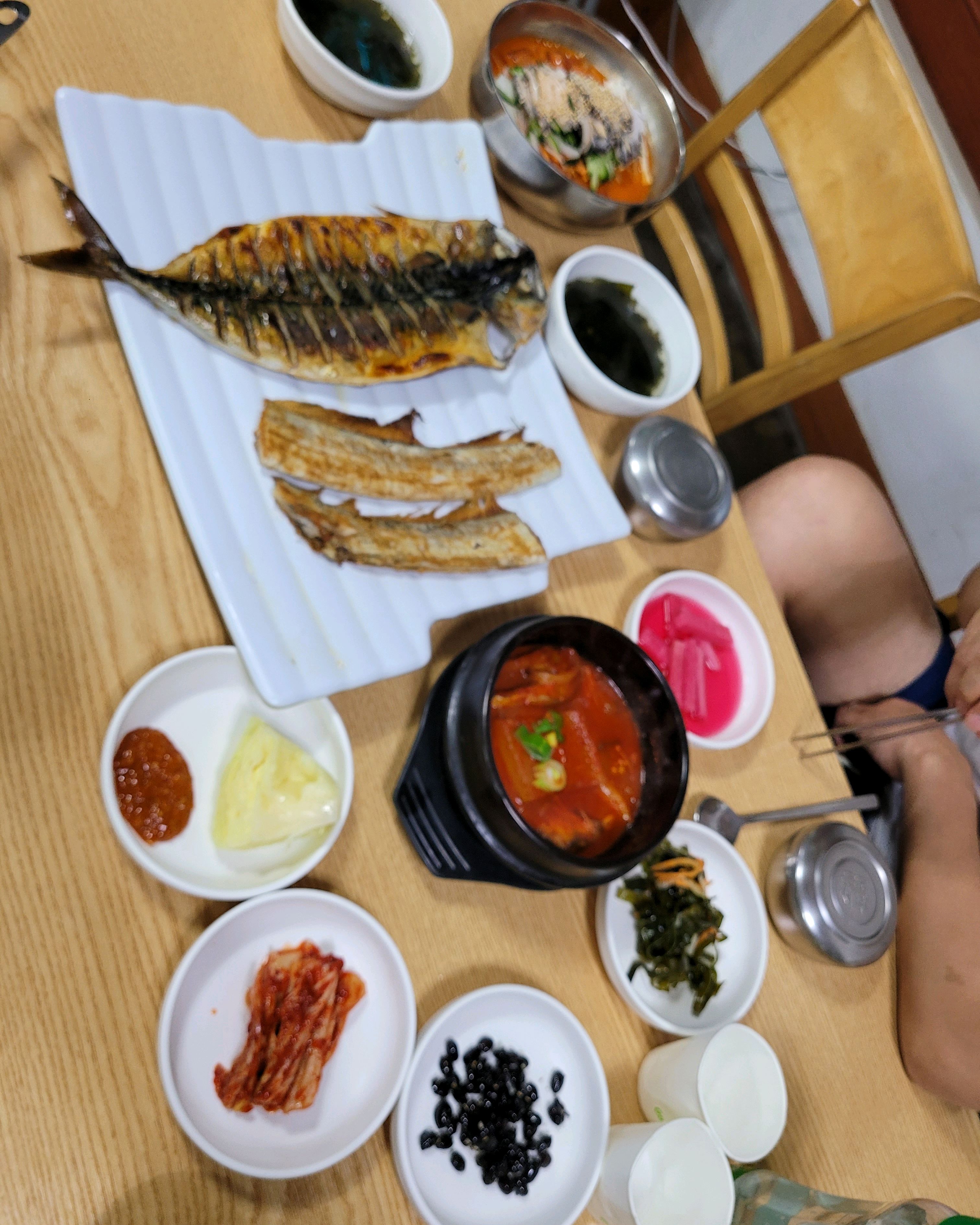 정말 너무너무 맛있게 먹었어요!! 아이와 함께 첫 제주도 여행이었는데, 여기에서의 저녁으로