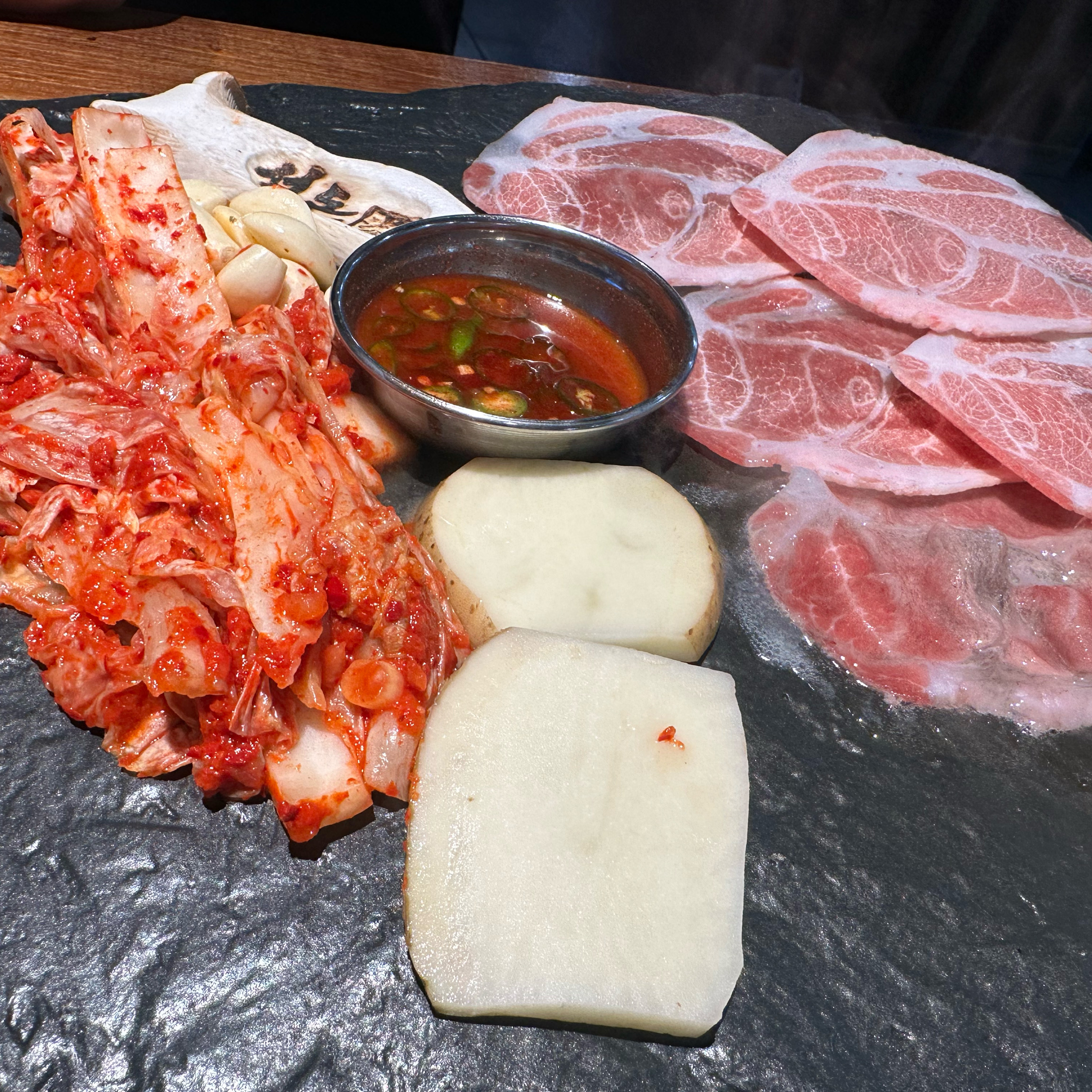 주안에 맛집이 생겼다고해서 와서 먹어봤어요 - 인천 맛집 석돈