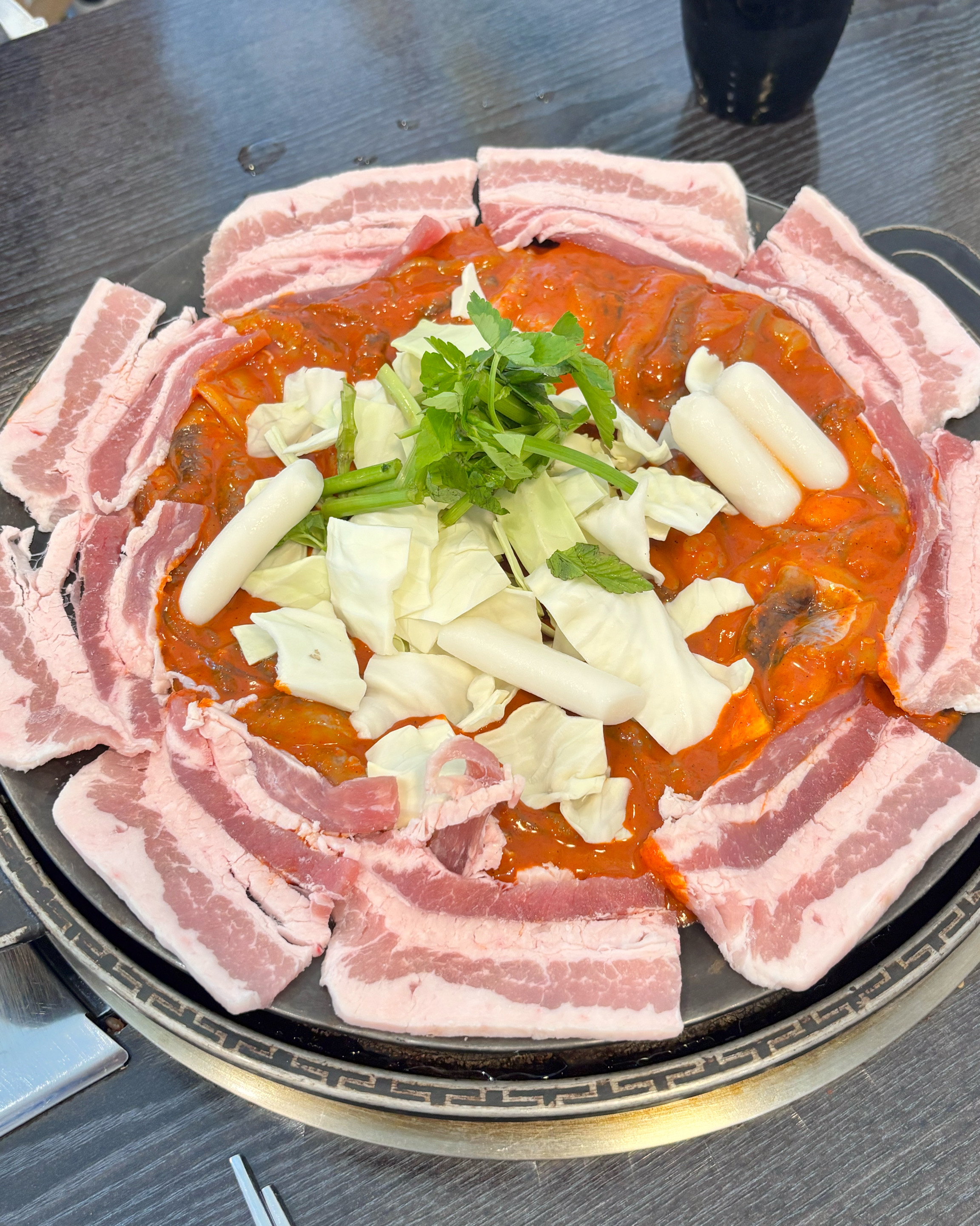 너무 맛있어요~~ 매장도 깨끗하고 직원분들도 친절하십니다!! - 제주 맛집 매우릉쭈꾸미 함덕점