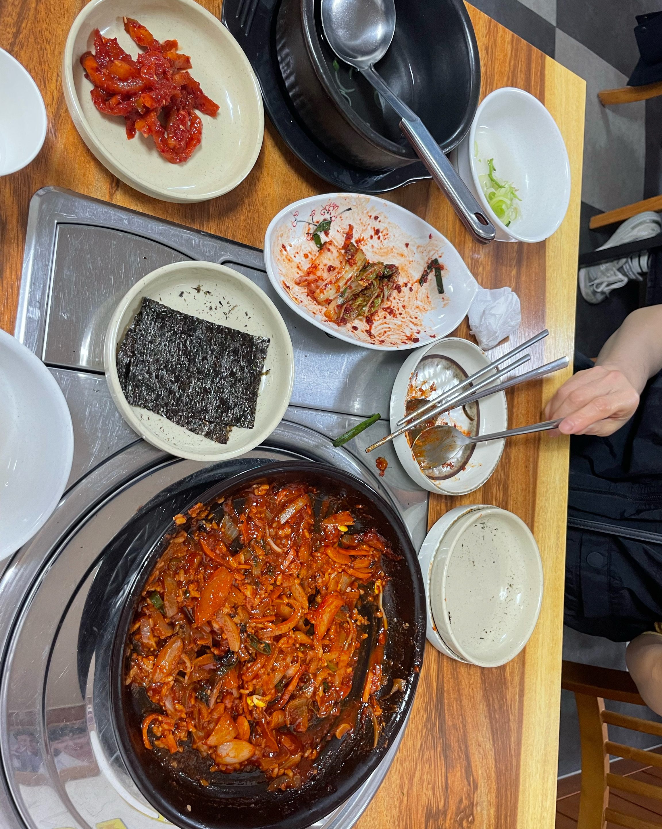 가상비 좋은 식당입니다~~ 직원분도 친절하시구, 쭈꾸미 맛있게 잘 먹었습니다!!! 다음에 