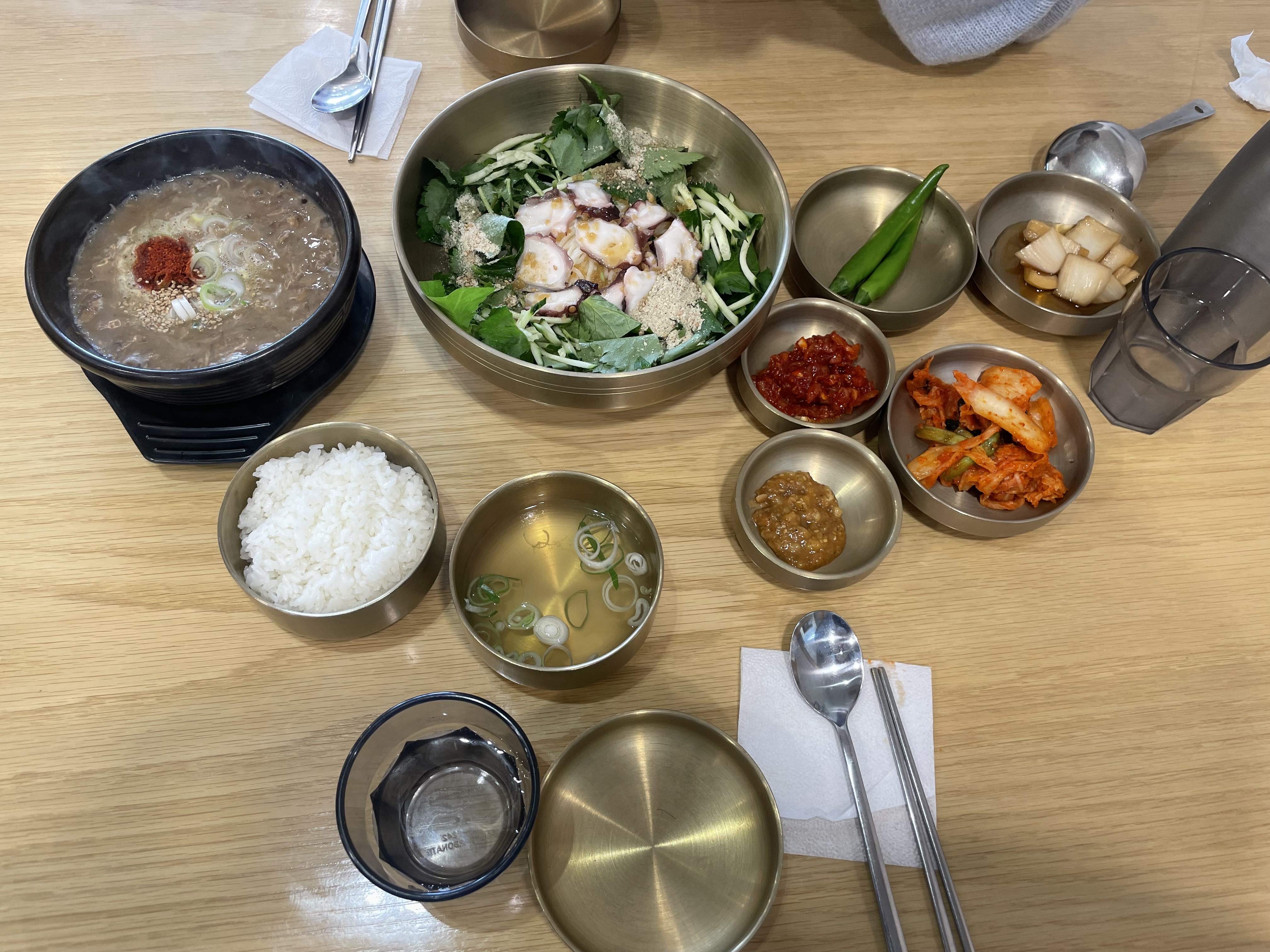 제주도 도착하자마자 먹었는대 속이 편안하고 들기름국수정말 맛있어요!!ㅎㅎ오자마자 맛난음식먹