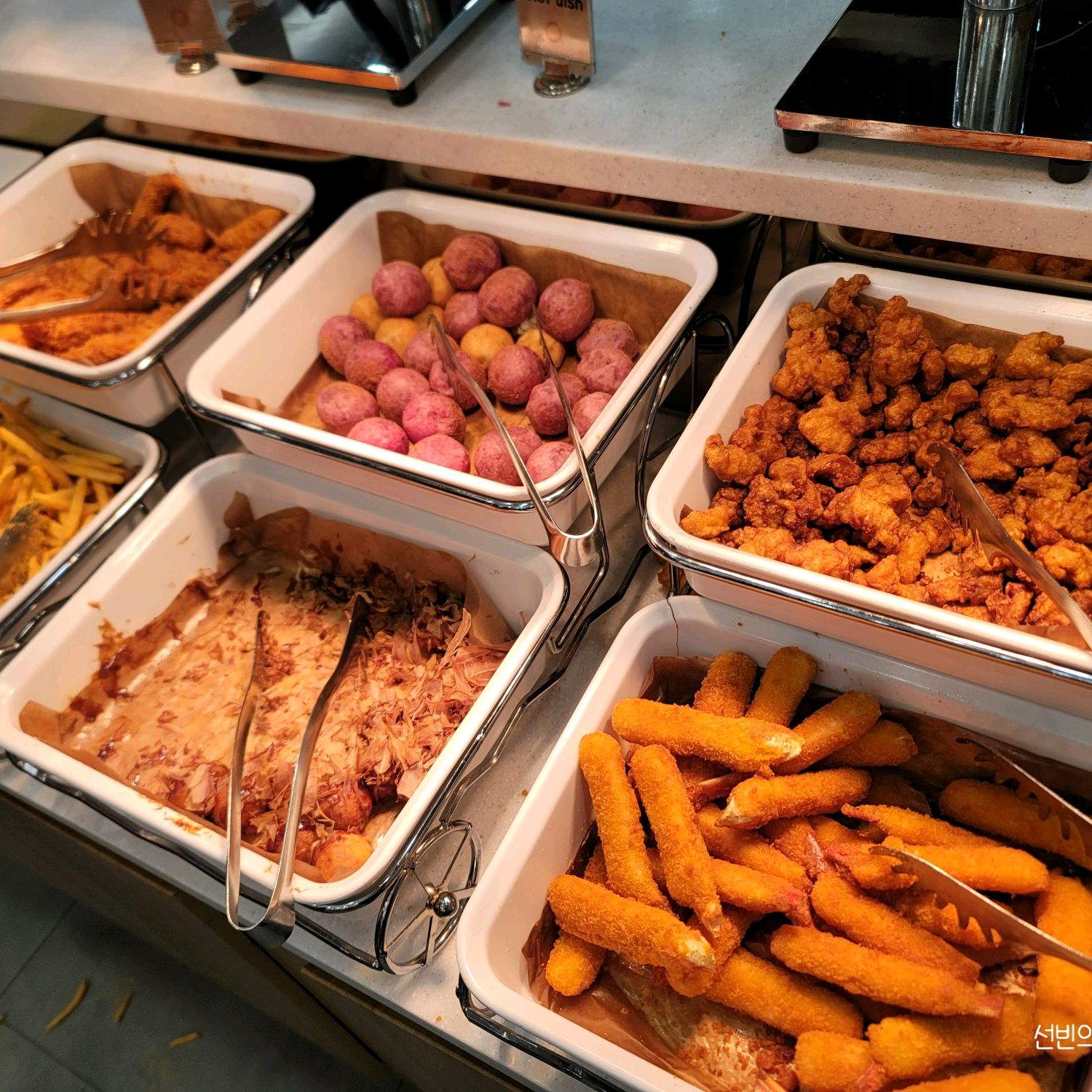 메뉴가 정말 다양하고 요리들이 다 맛있어서 만적스럽게 먹고 나왔습니다 - 민락2지구맛집 추천 쿠우쿠우 골드 민락점
