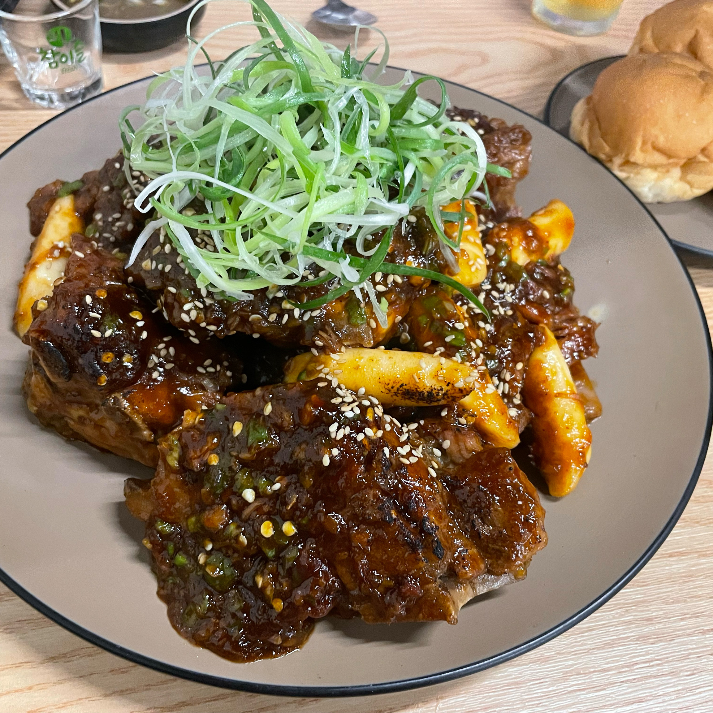 뼈가땡겨서 왔어요 :) - 불당동 맛집 정이가네뼈다구