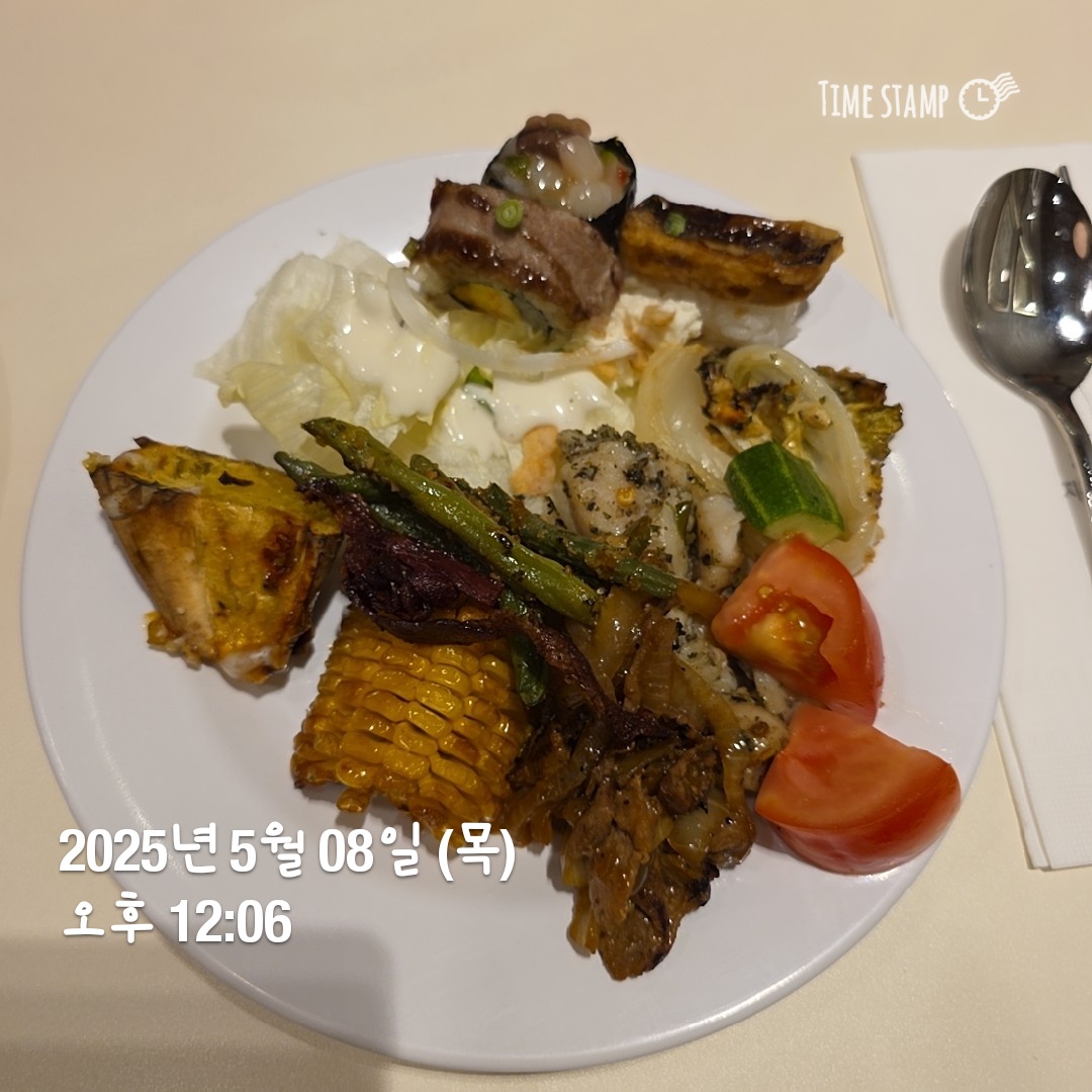 어버이날을 맞아 엄마 모시고 언니와 함께 왔는데 음식들이 하나같이 다 맛있고 식재료들도 신