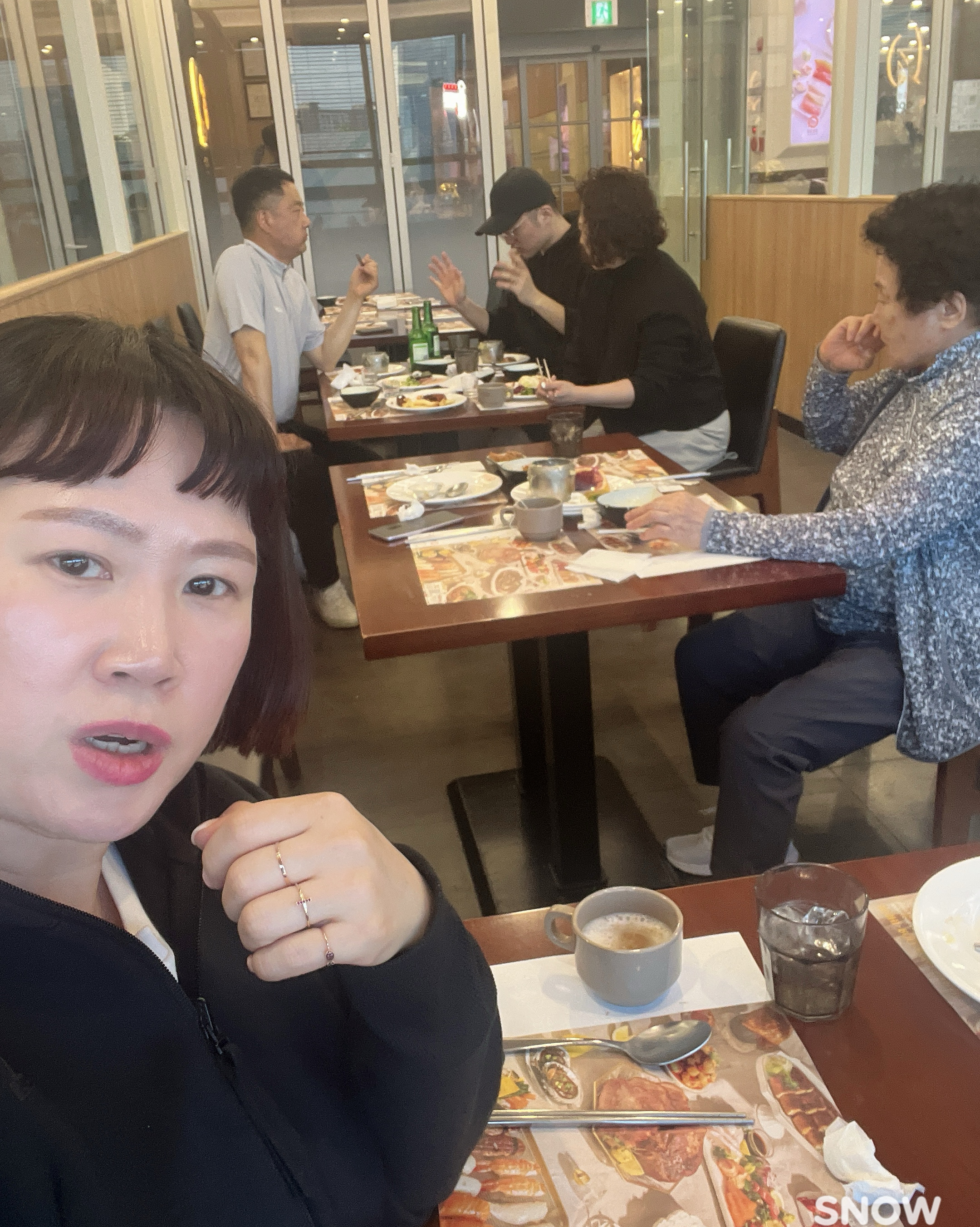 민락점은 처음 가봤늨데 정말 깨끗하고 넓고 좋았어요~음식도 맛있었구요~형님네 동네여서 자주