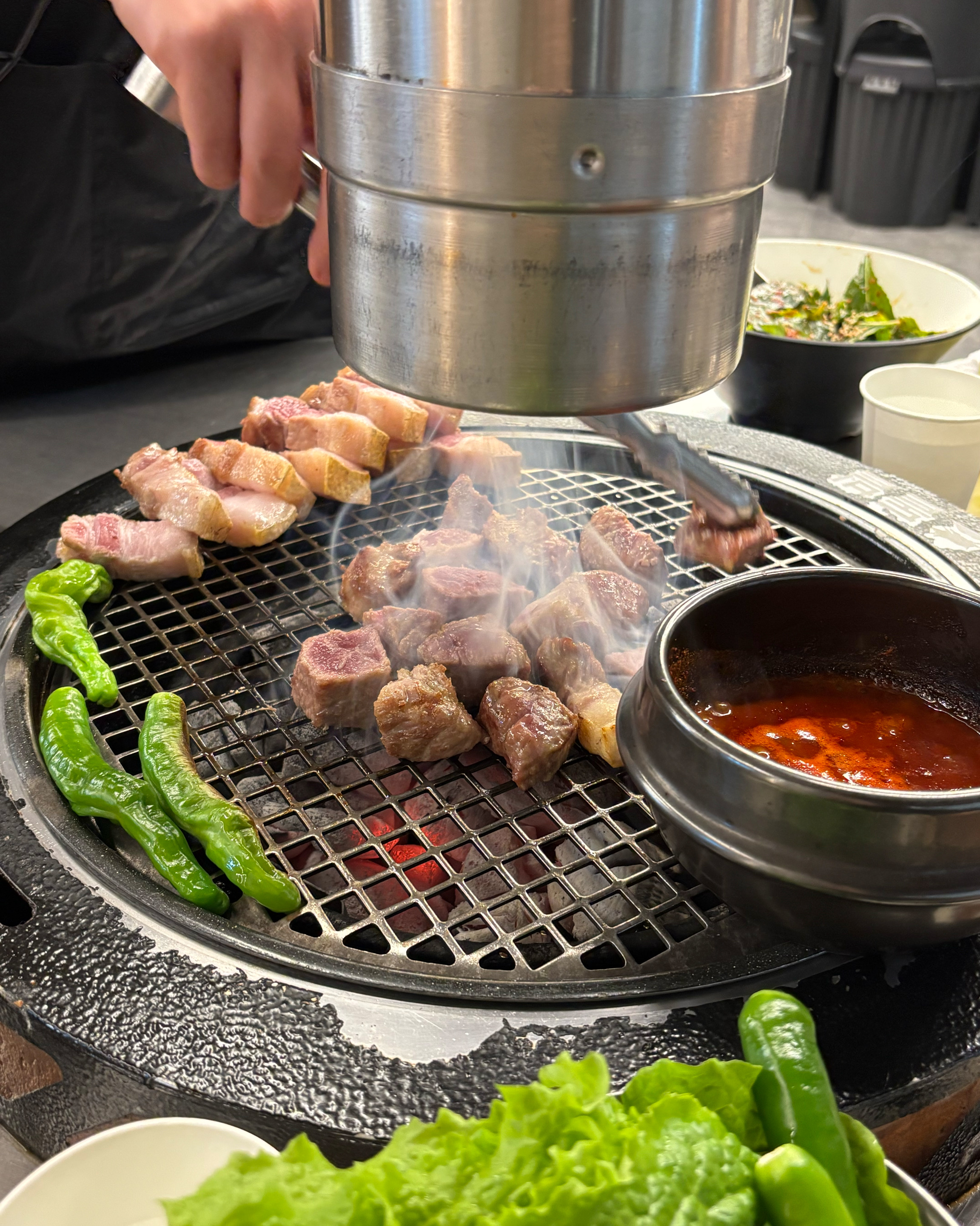 택시아저씨가 추천해주셔서 왔어요!! 농장에사 불판까지 ~~ 직접 농장(?) 하신다고 소개 