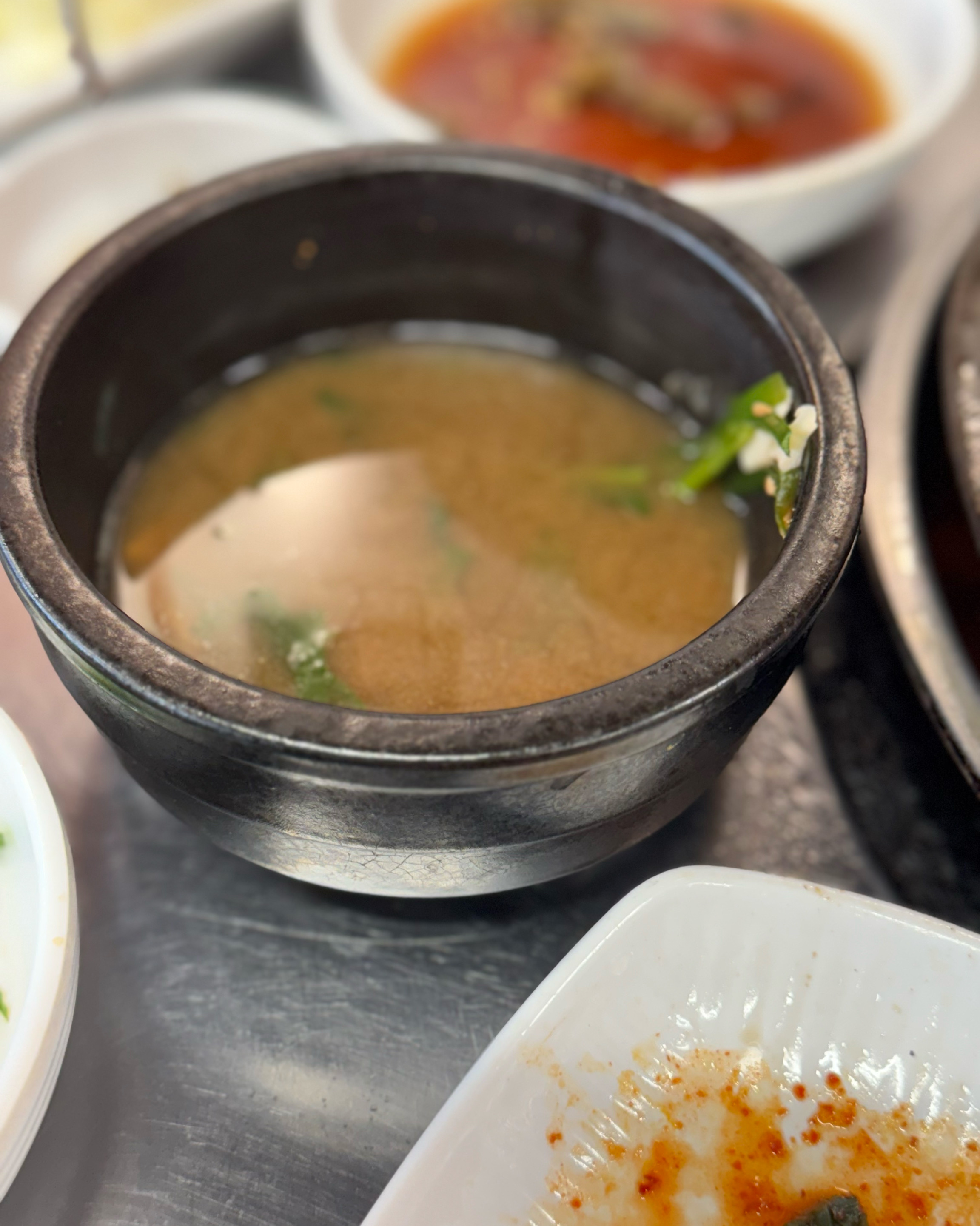 고기맛도 그냥저냥이지만 된찌는 하아… - 인천 맛집 부암갈비