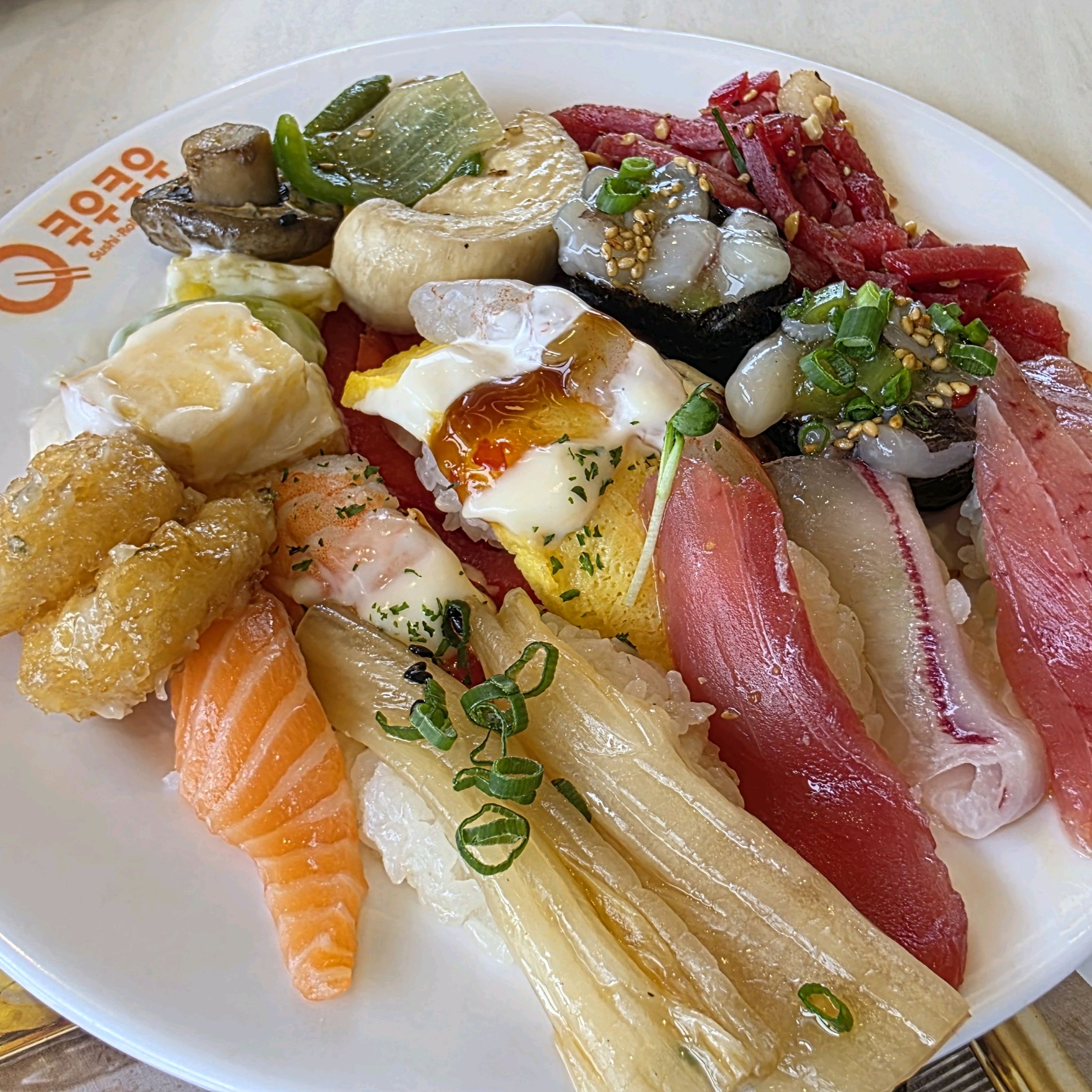 정말 맛있는 식사하고왔습니다! - 민락2지구맛집 추천 쿠우쿠우 골드 민락점