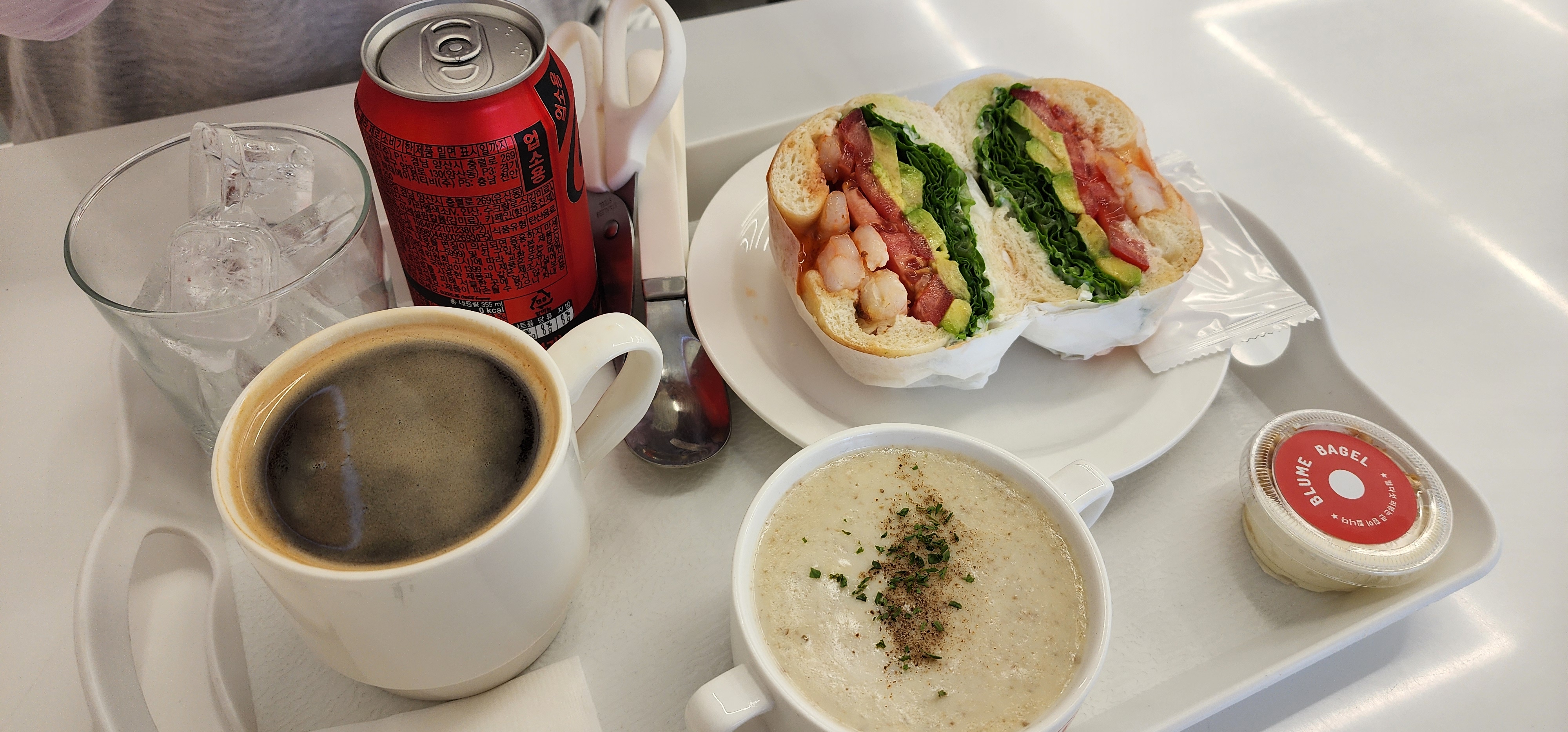 딸과의 데이트 - 제주 맛집 블루메베이글