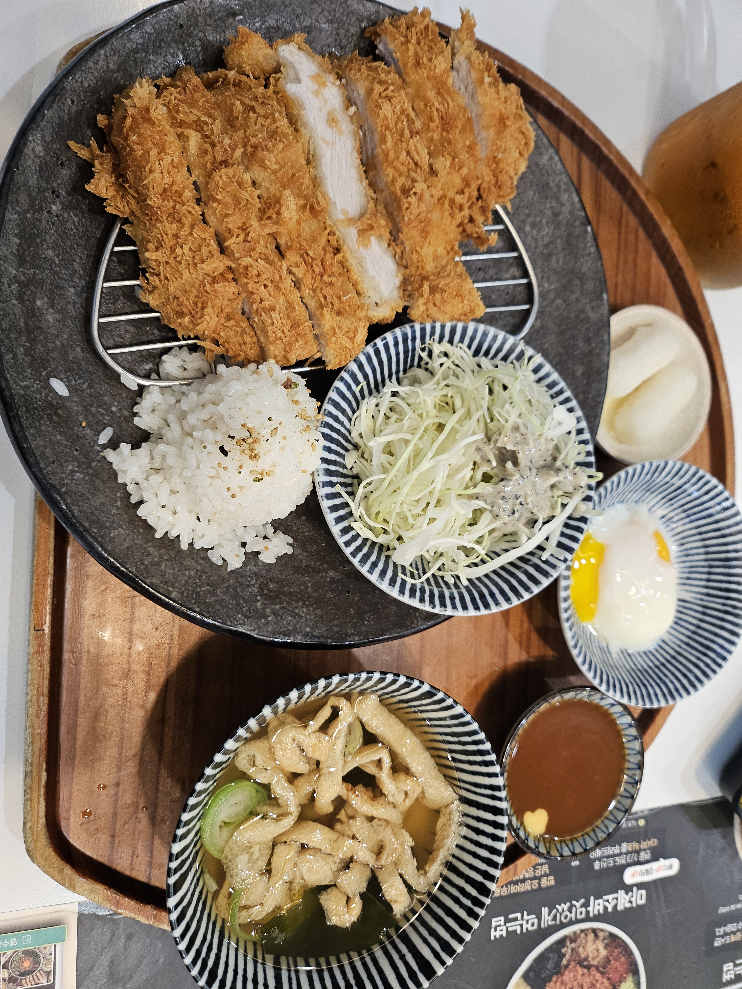 메뉴에 있는 그림과 같이 나왔습니다. - 인천 맛집 백소정 검단사거리역점