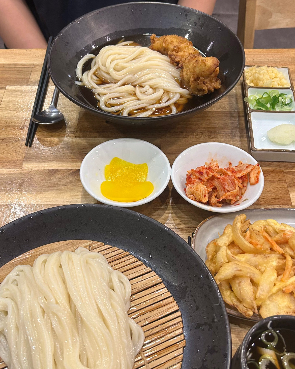 택시 기사님이 추천해주셔서 방문 했는데 역시 택시 기사님들의 픽은 찐이네요 ㄷㄷ 너무 맛있