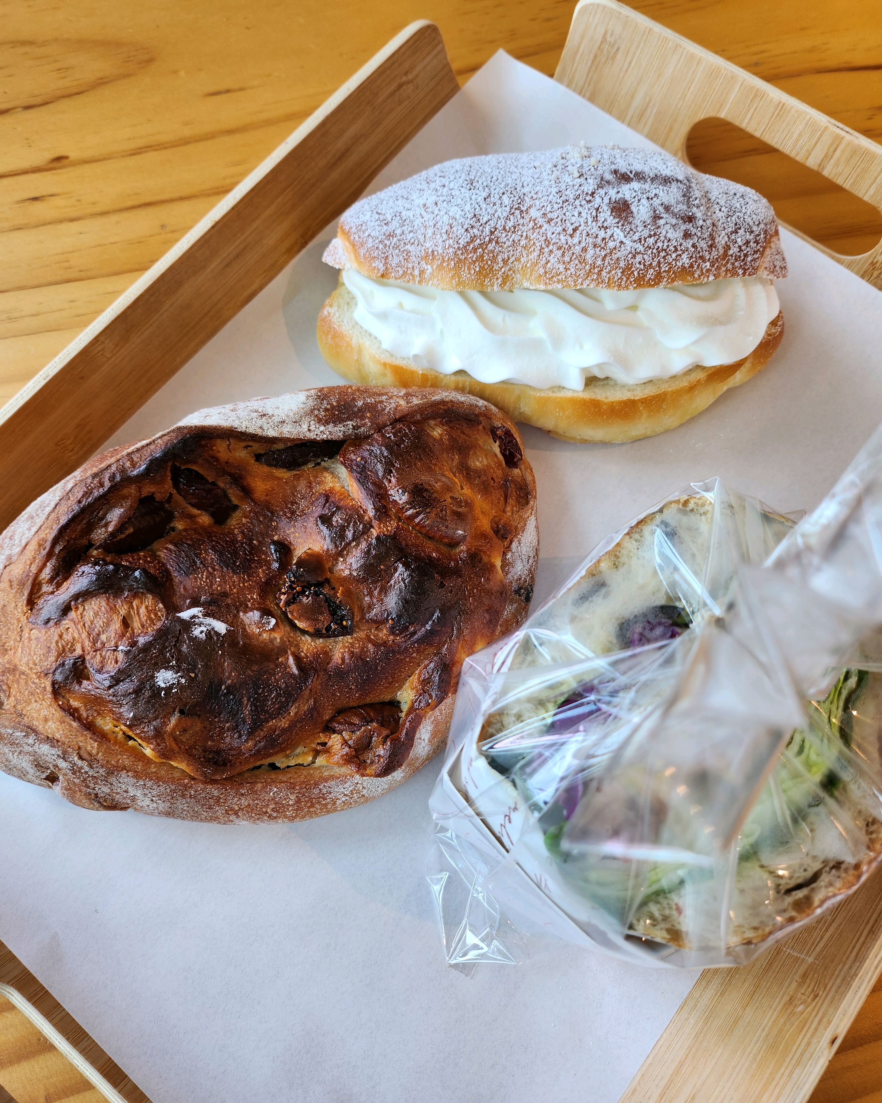 자주오는 동네 베이커리맛집입니다 - 인천 맛집 빵백화점