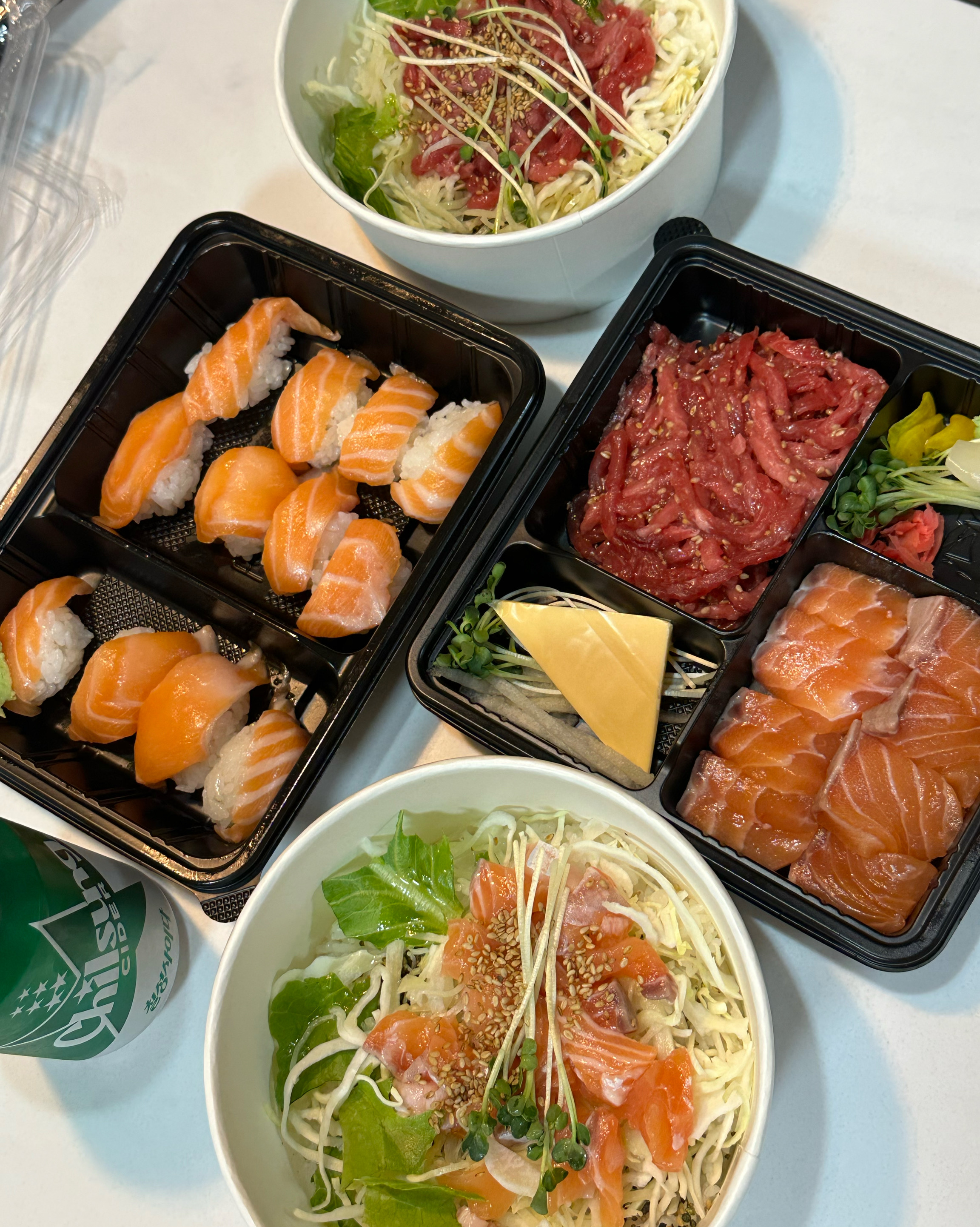 흑흑 너무너무 맛있어요 연어러버인데 비린맛 하나도 안 나고 너무너무 싱싱합니다 밤 11시에