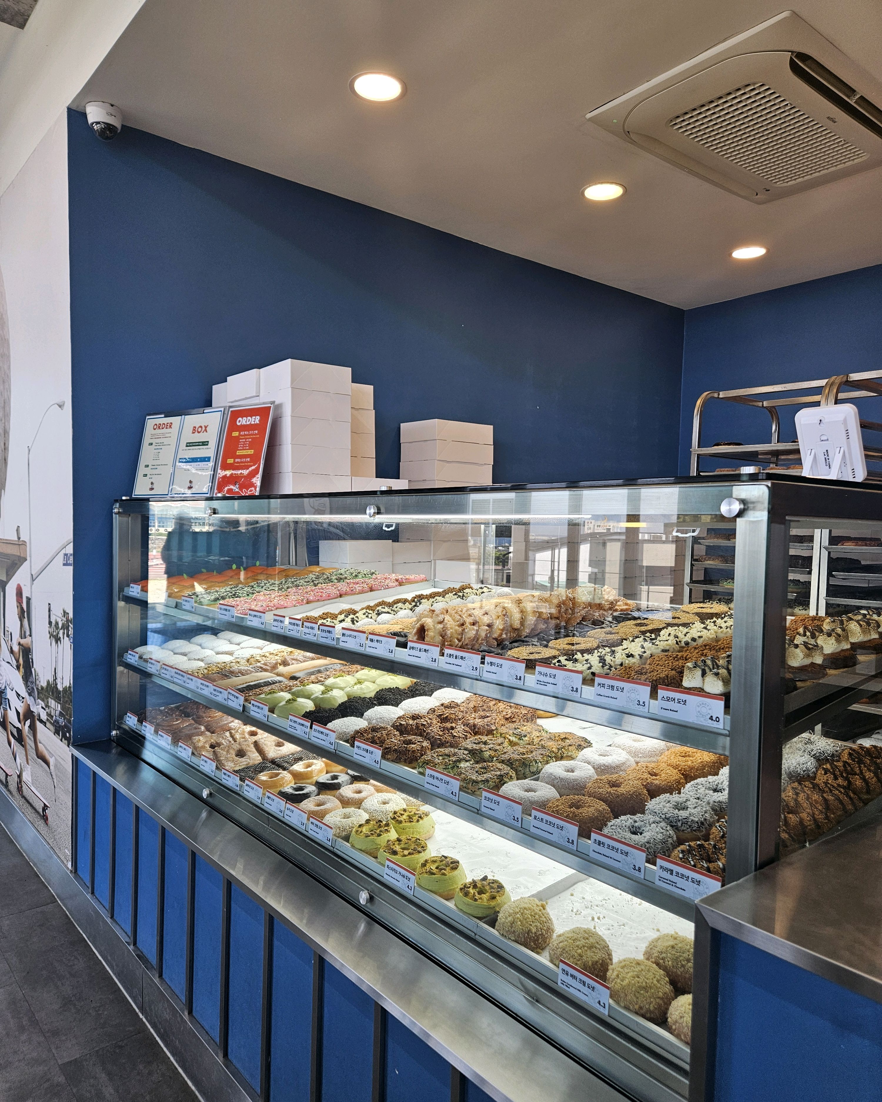 말해 뭐하나요ㅋㅋㅋㅋㅋ 역시 젤 큰 글레이즈도넛은 없엇고ㅠㅠㅠ 그래도 산 거 다 너무넘무맛