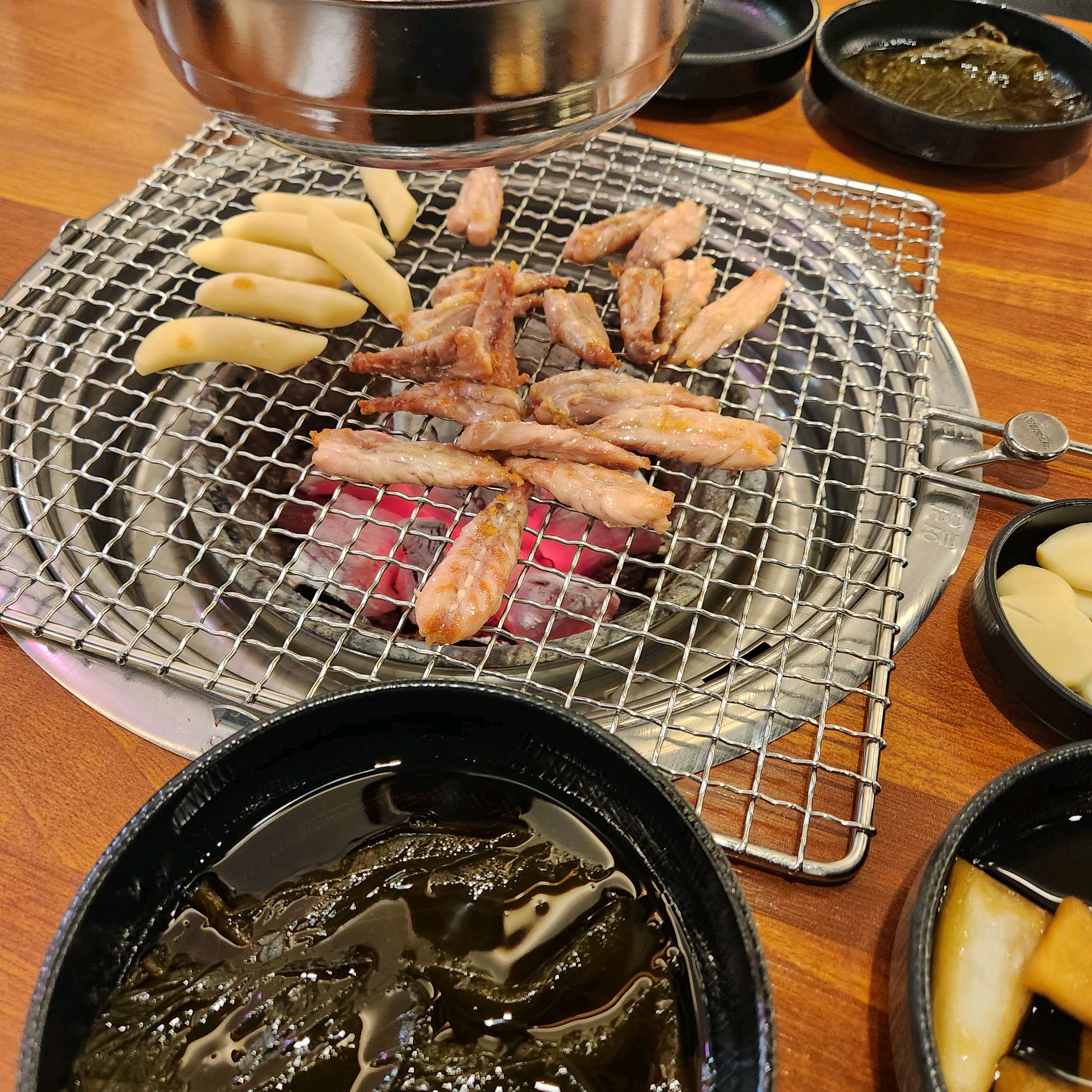 닭구이 맛집 소문듣고 방문 했어요 - 대구 맛집 밤새우는닭 월성직영점
