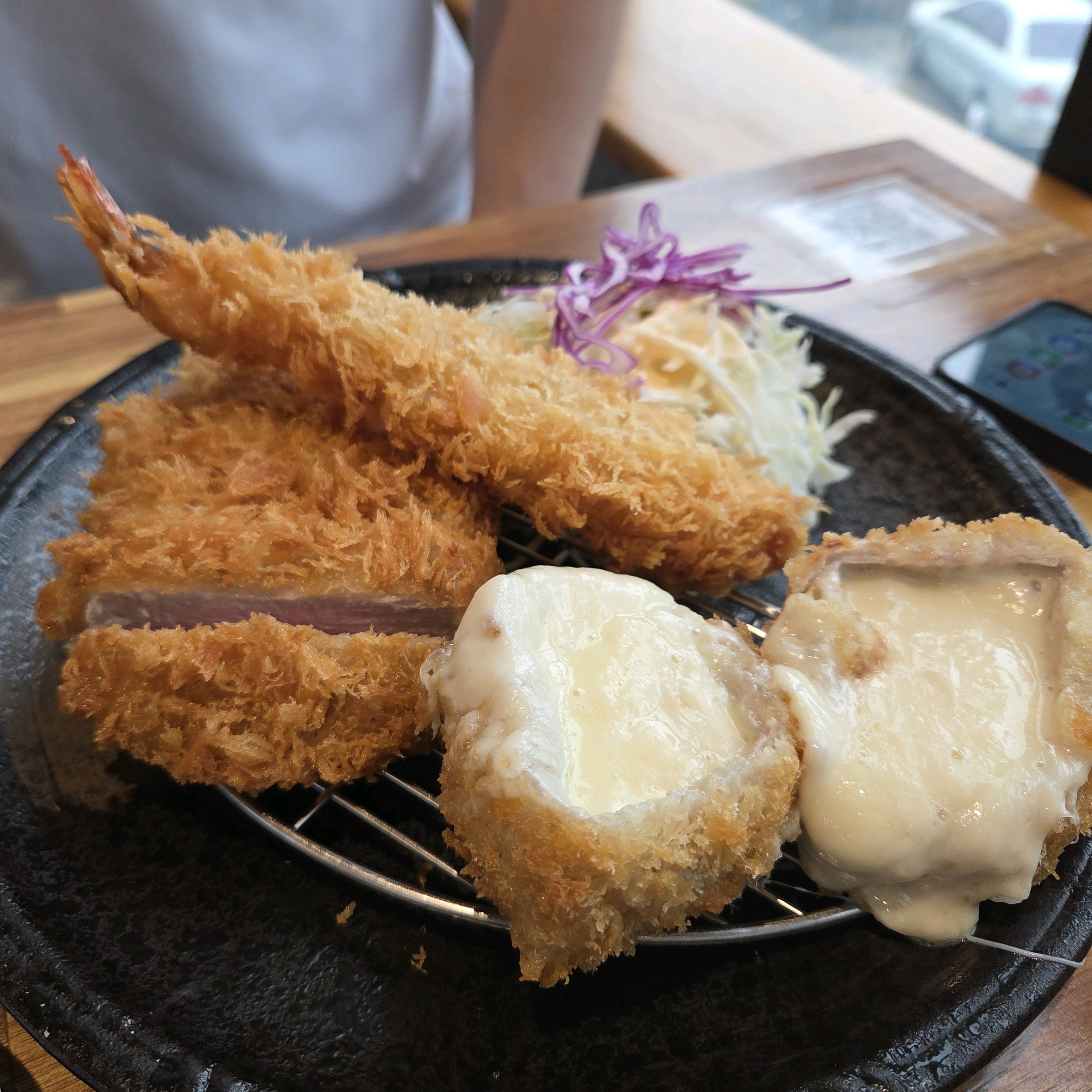 지나가는길에 우현히 검색해서 오게된곳인데 - 제주 맛집 범식당 제주성산점