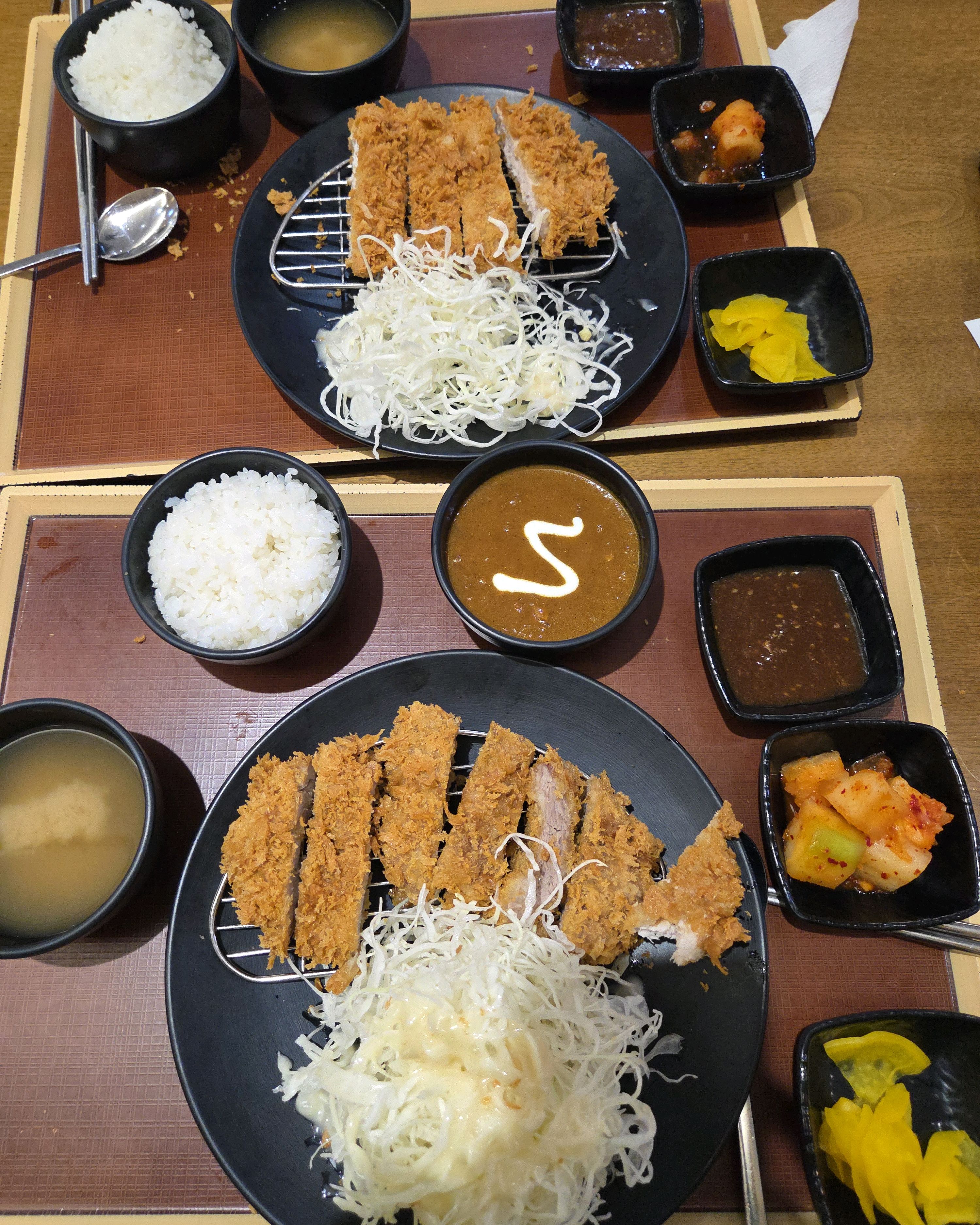 초창기때 먹었던 그맛은 아니네요. - 제주 맛집 연돈