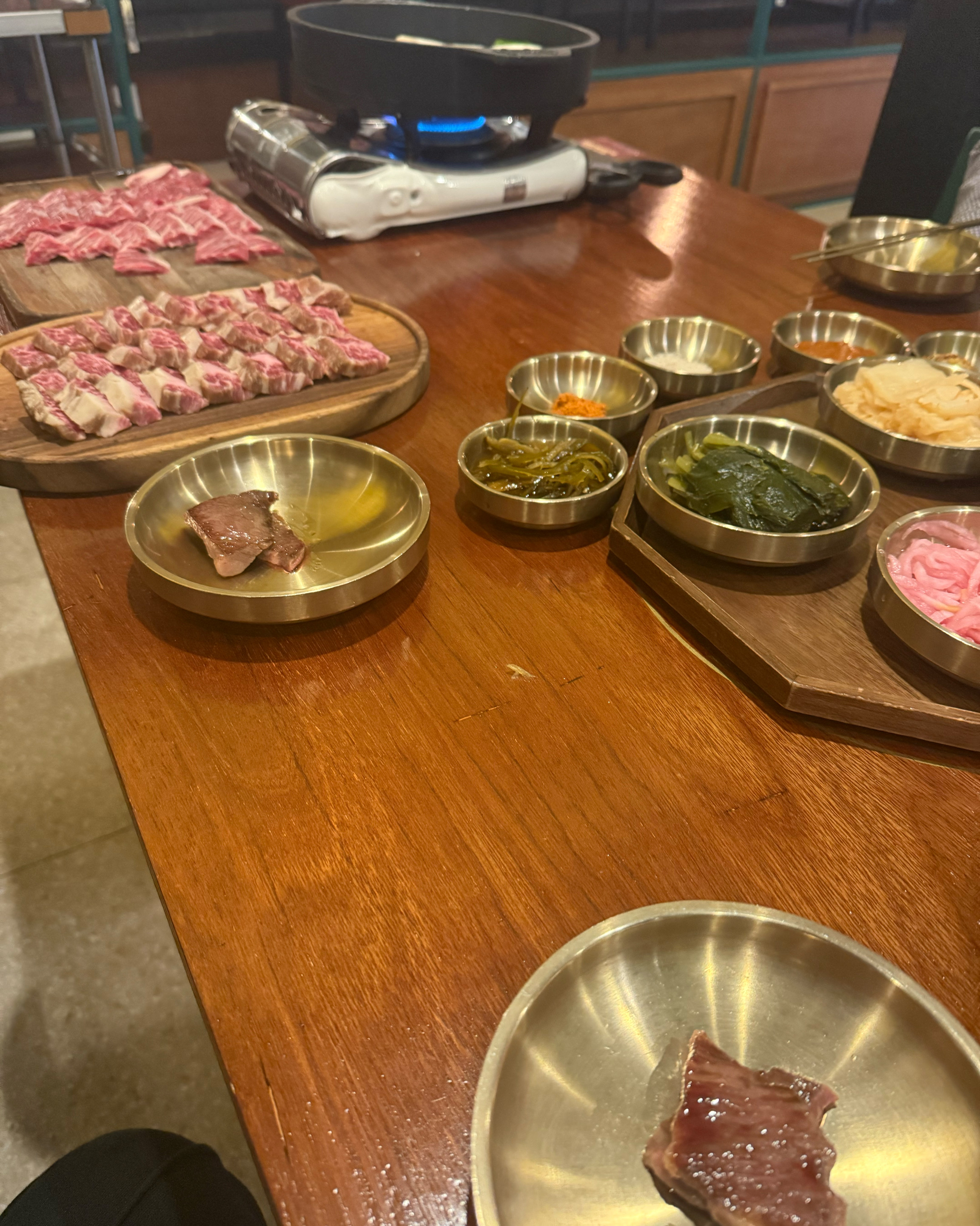 음식도 맛있고 직원분들도 친절하시고 가게도 깨끗하고 좋아여 다음에는 다같이 회식오고싶어여 