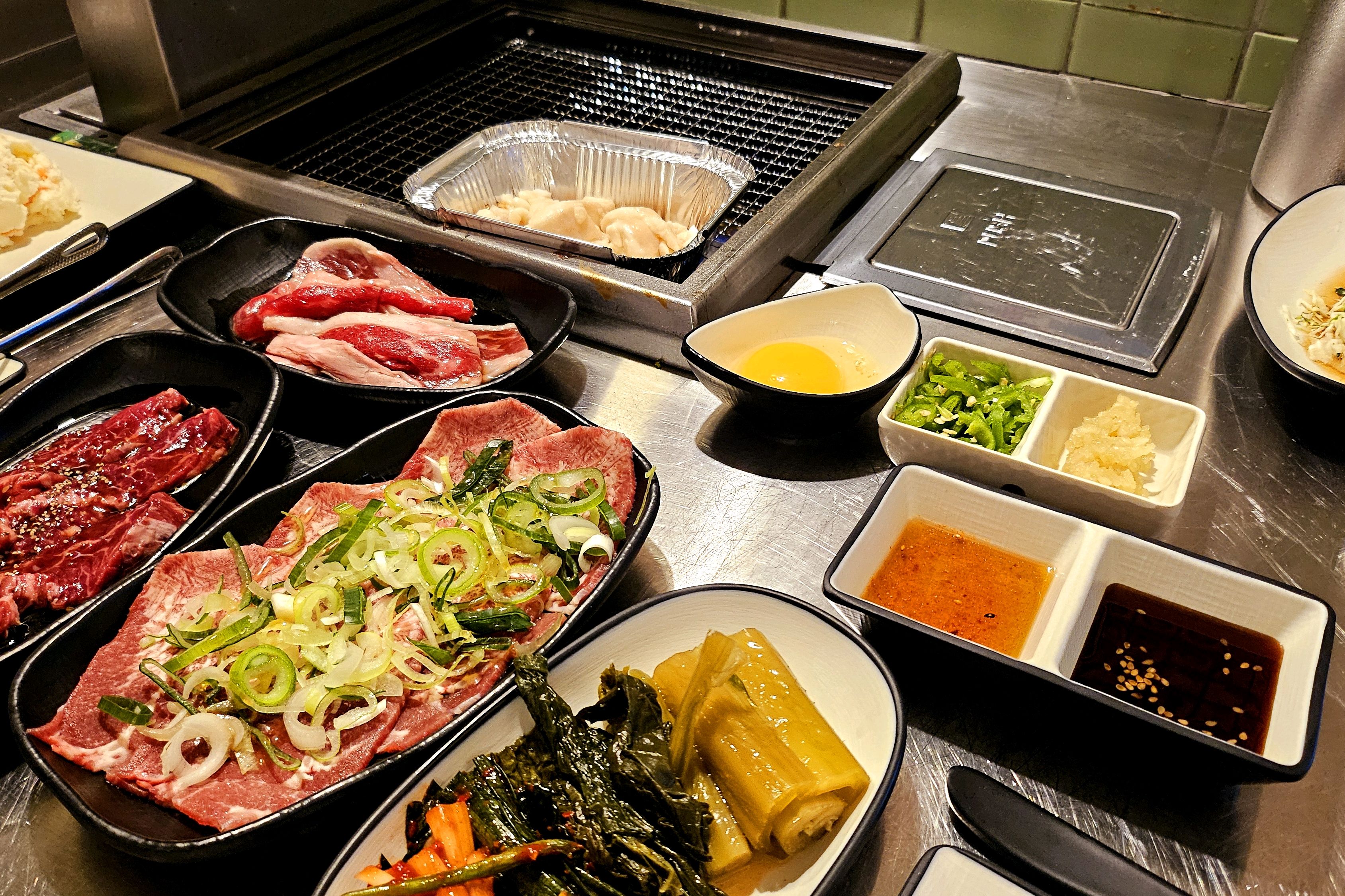짱이에용 넘 맛있어요 사이드도 다 무료라니 짱인듯 - 인천 맛집 호르몬치치 부평점