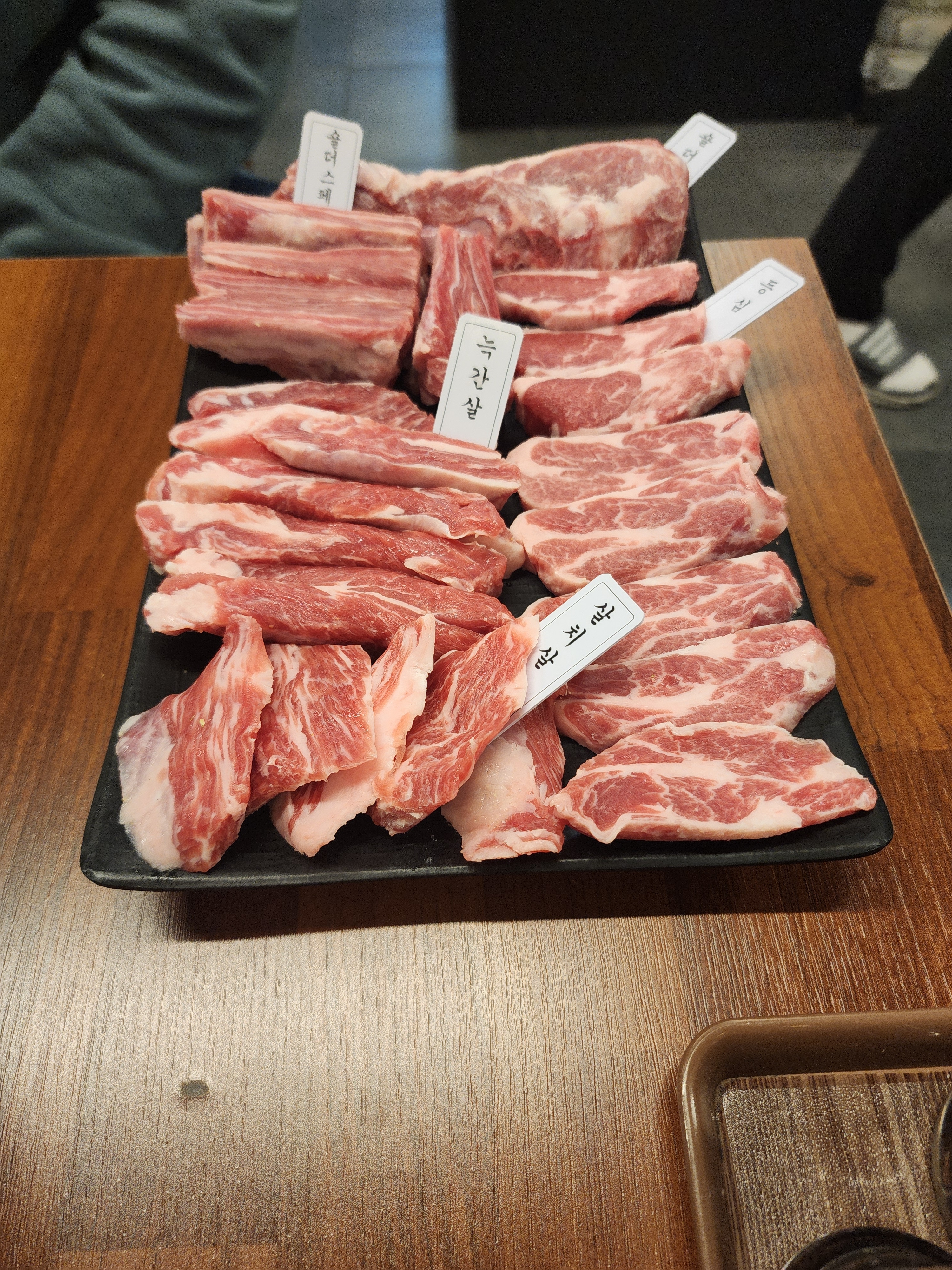 남친이 친구랑 자주가는 맛집이라고해서 갔는데 남친이 추천한 이유를 알겠어용ㅎ 고기는 당연히