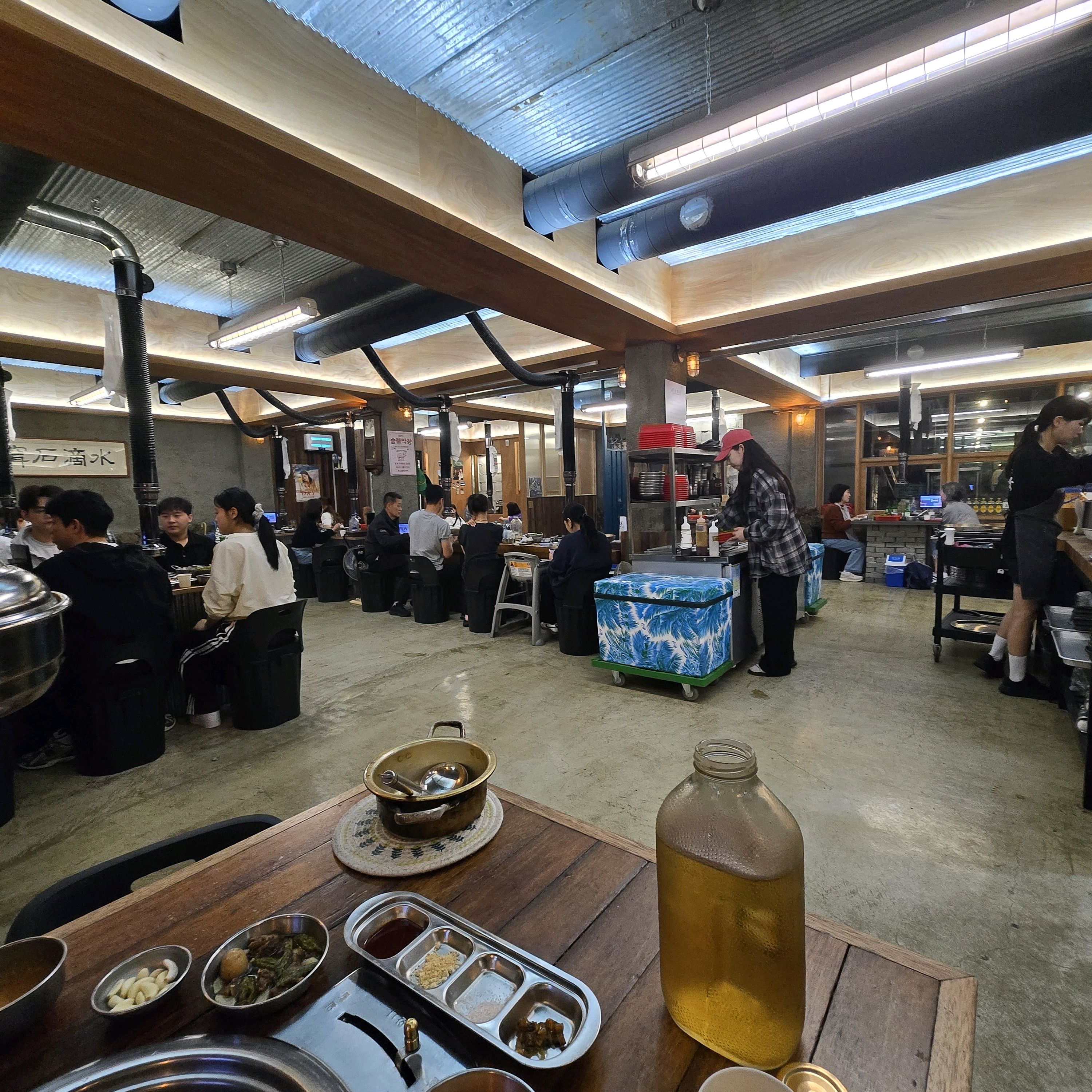고기 맛도 좋고 식당이 넓어서 앉기 편했어요! - 대구 맛집 숲불막창