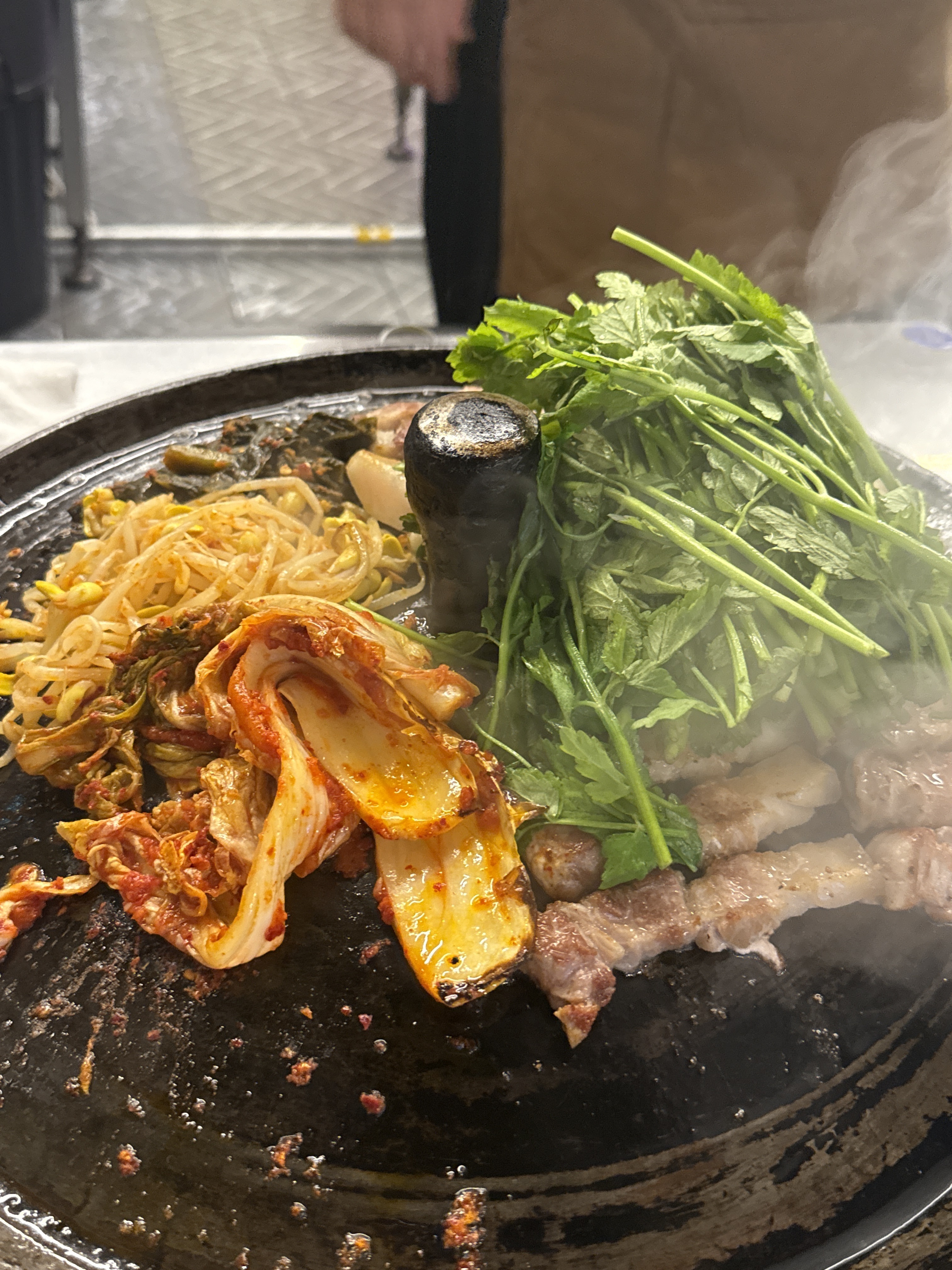 두번째 오는데 밑반찬이랑 같이 먹는 고기라 맛있어요!! 자주 오겠습니다 :):) - 불당동 맛집 목구멍 신불당점