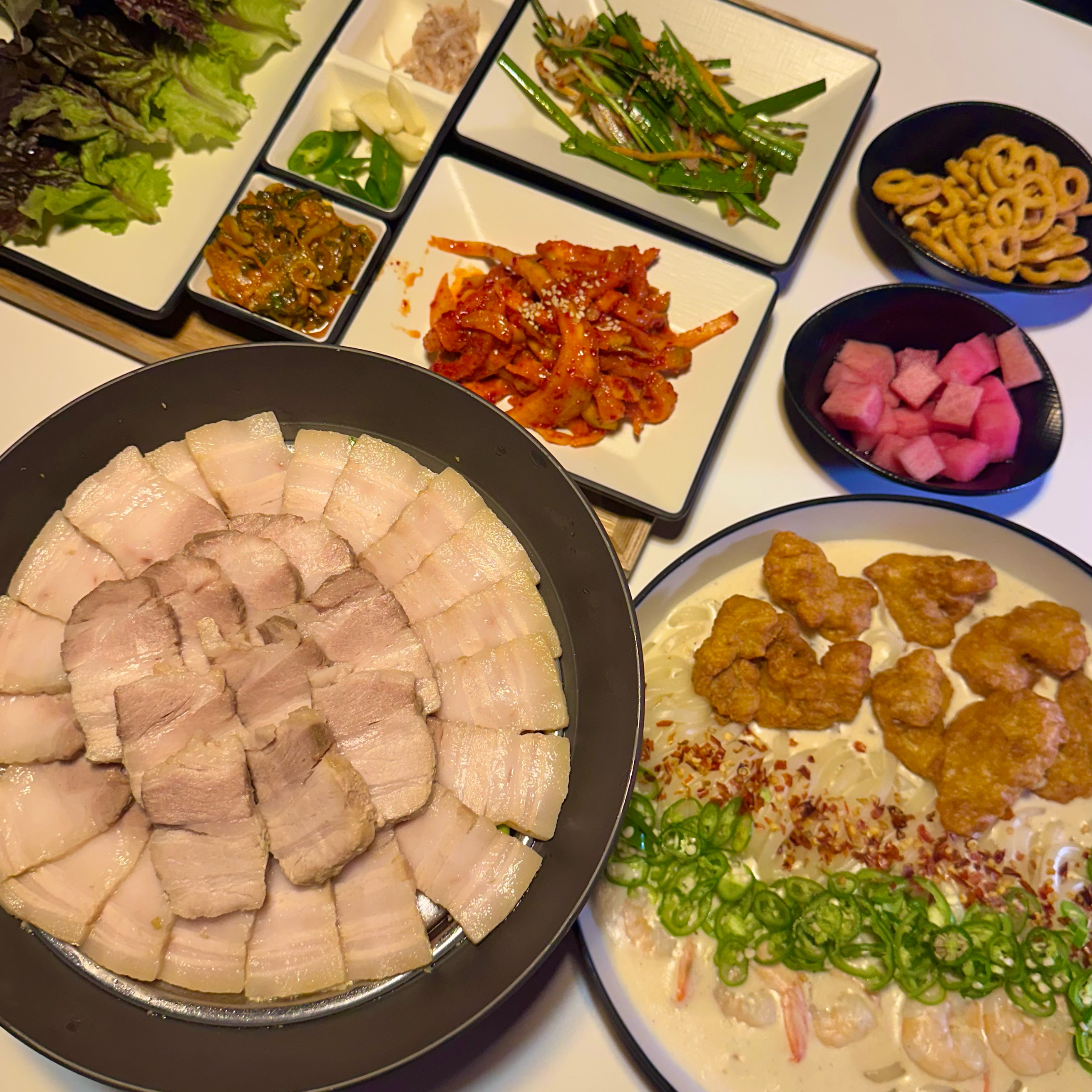 가게 내부가 넓고 분위기도 좋아서 - 구월동 맛집 오늘도취하는원숭이