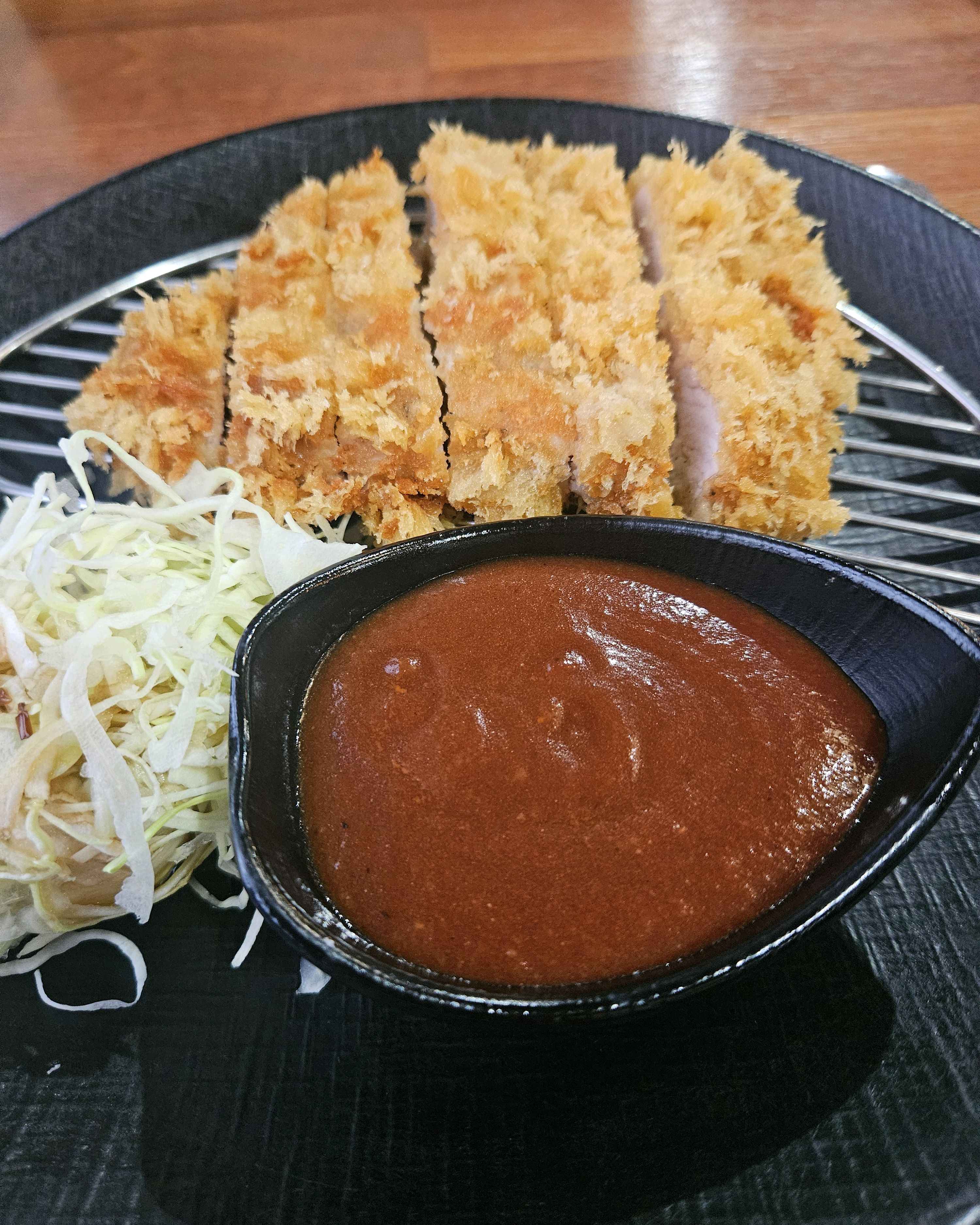 회식하러 왔는데 소바랑 돈까스가 너무 맛있어요! 다음에 또 방문할 것 같습니다. 잘 먹다